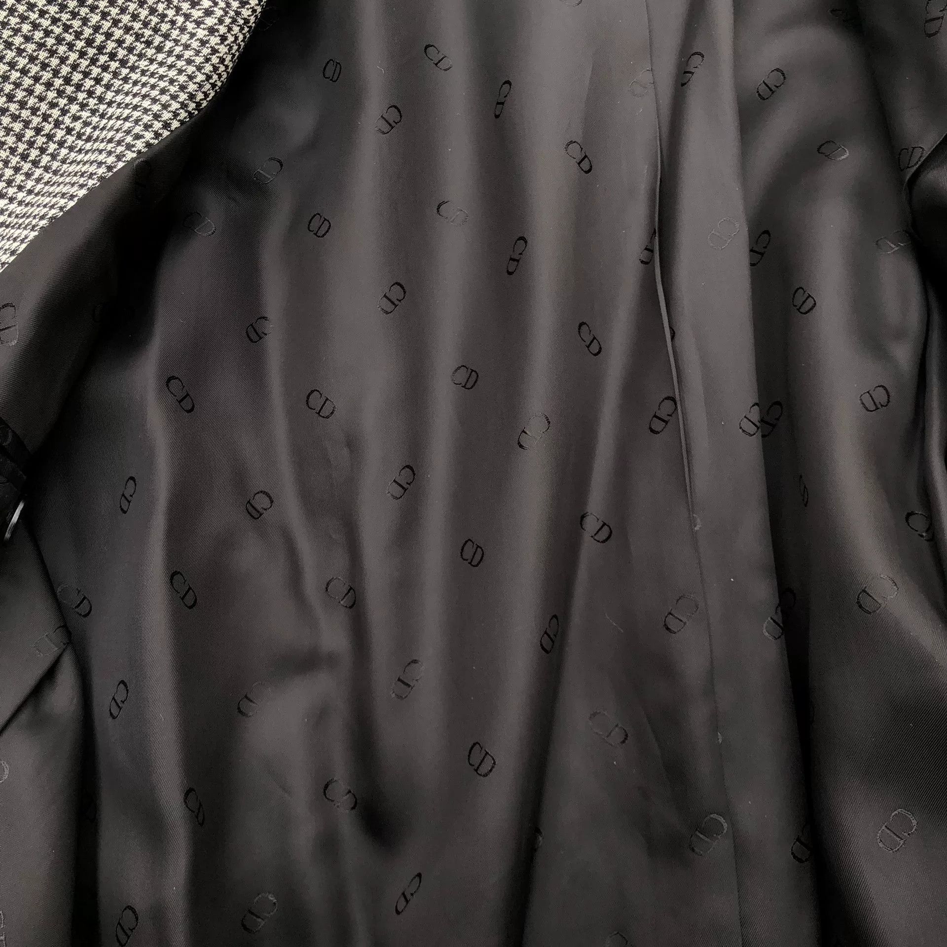 Dior Dior Houndstooth Lock Buckle Coat Size US M / EU 48-50 / 2 - 8 Thumbnail