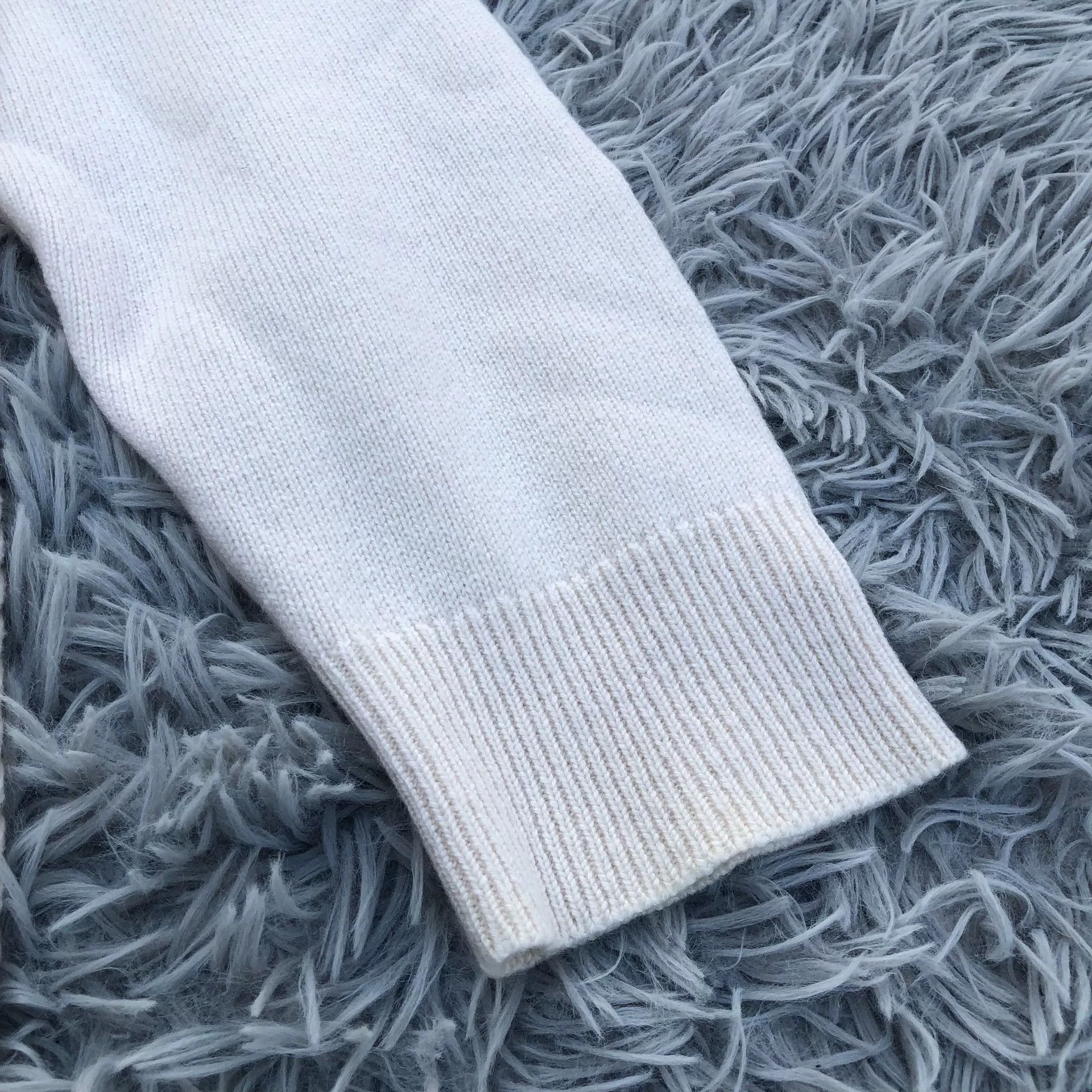 Hermes Hermes Logo Badge Cashmere Sweater Size XXS / US 00 / IT 34 - 5 Thumbnail