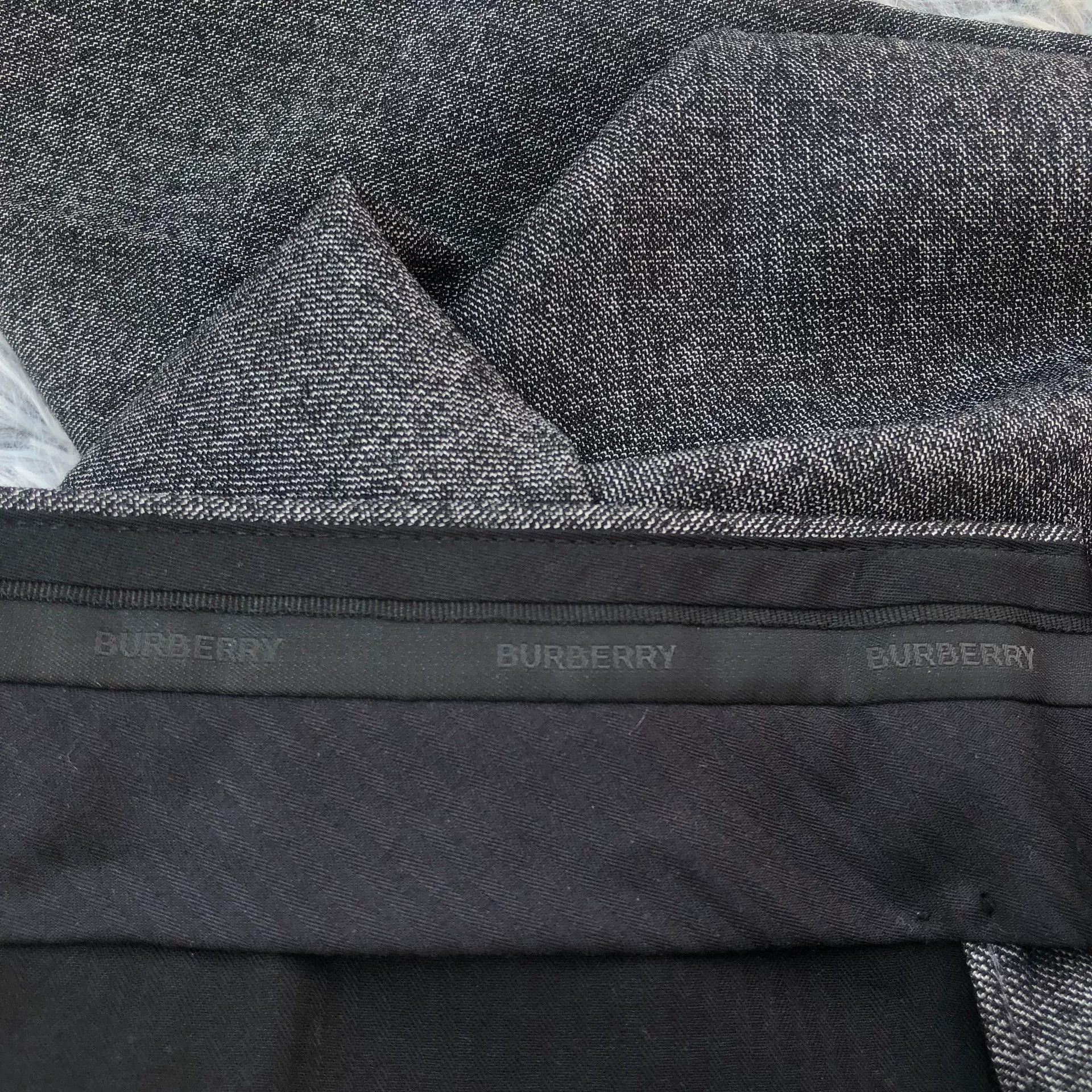 Burberry Burberry Herringbone Wool Suit Set Size US S / EU 44-46 / 1 - 8 Thumbnail