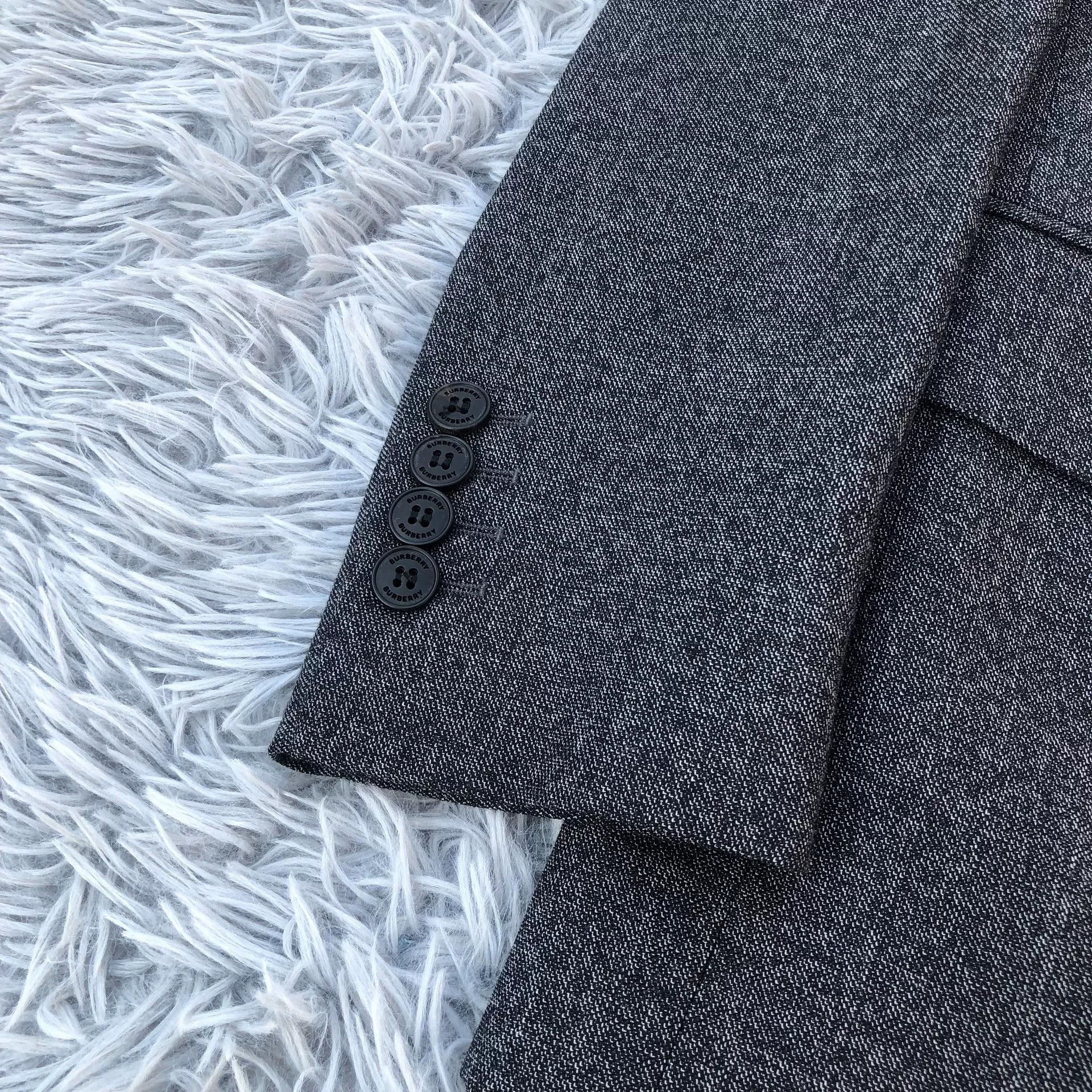 Burberry Burberry Herringbone Wool Suit Set Size US S / EU 44-46 / 1 - 3 Thumbnail
