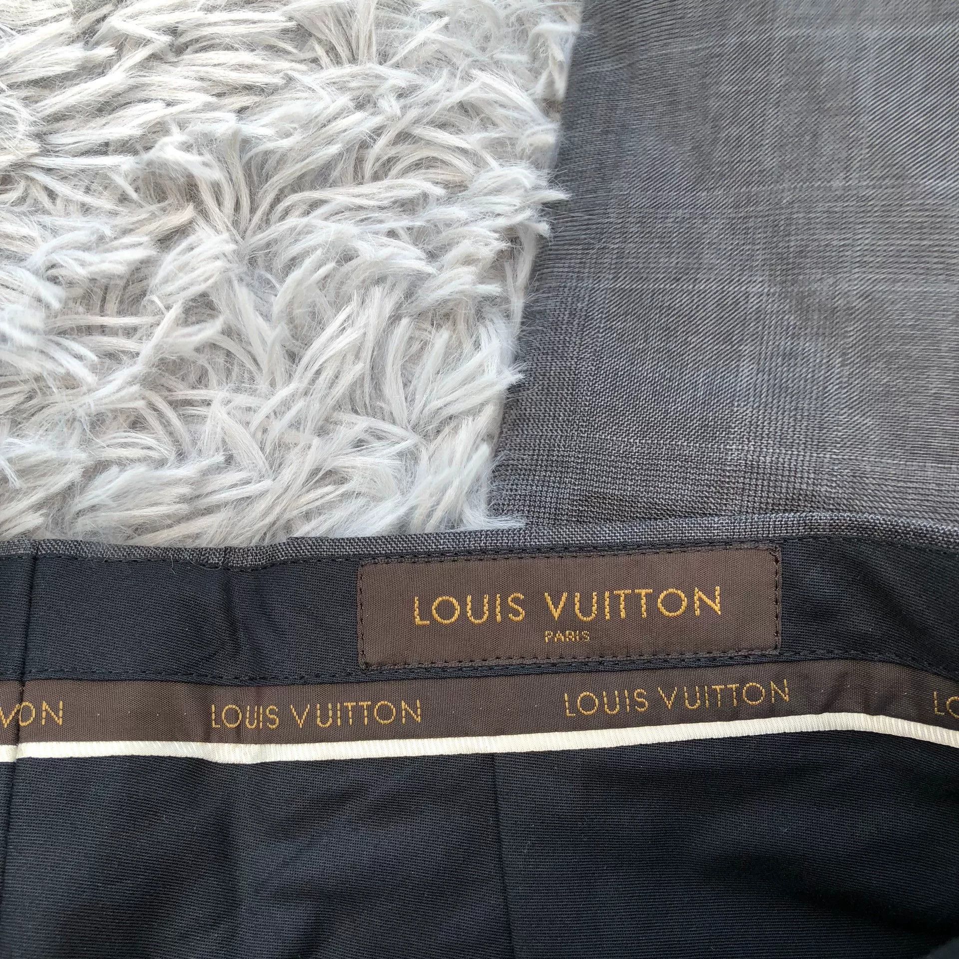 Louis Vuitton Louis Vuitton Double-Breasted Check Suit Set Size US S / EU 44-46 / 1 - 8 Thumbnail