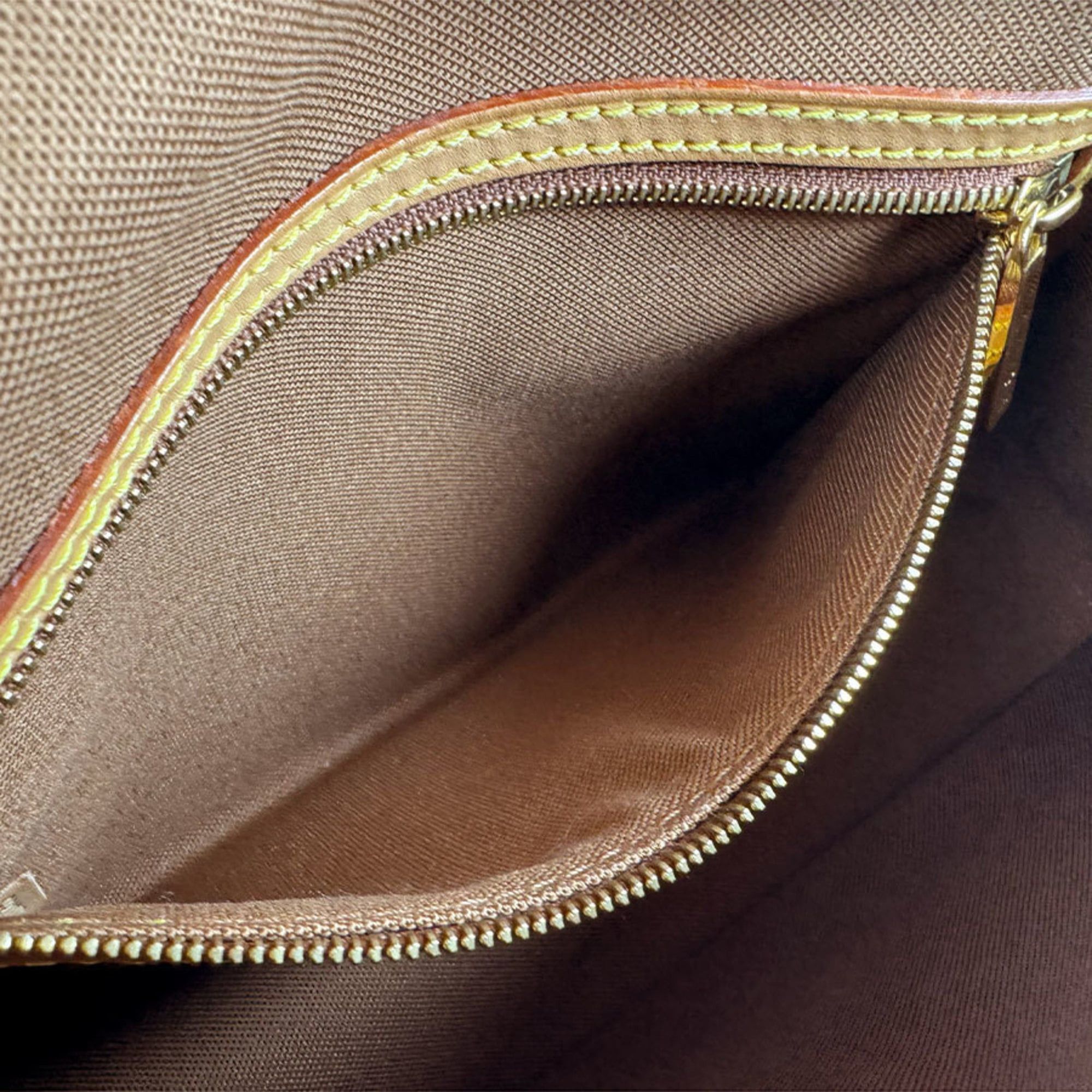 Louis Vuitton Louis Vuitton Monogram Mini Looping Shoulder Bag in Canvas, Brown, Women's, M51147, Free Shipping, z8894 Size ONE SIZE - 11 Thumbnail