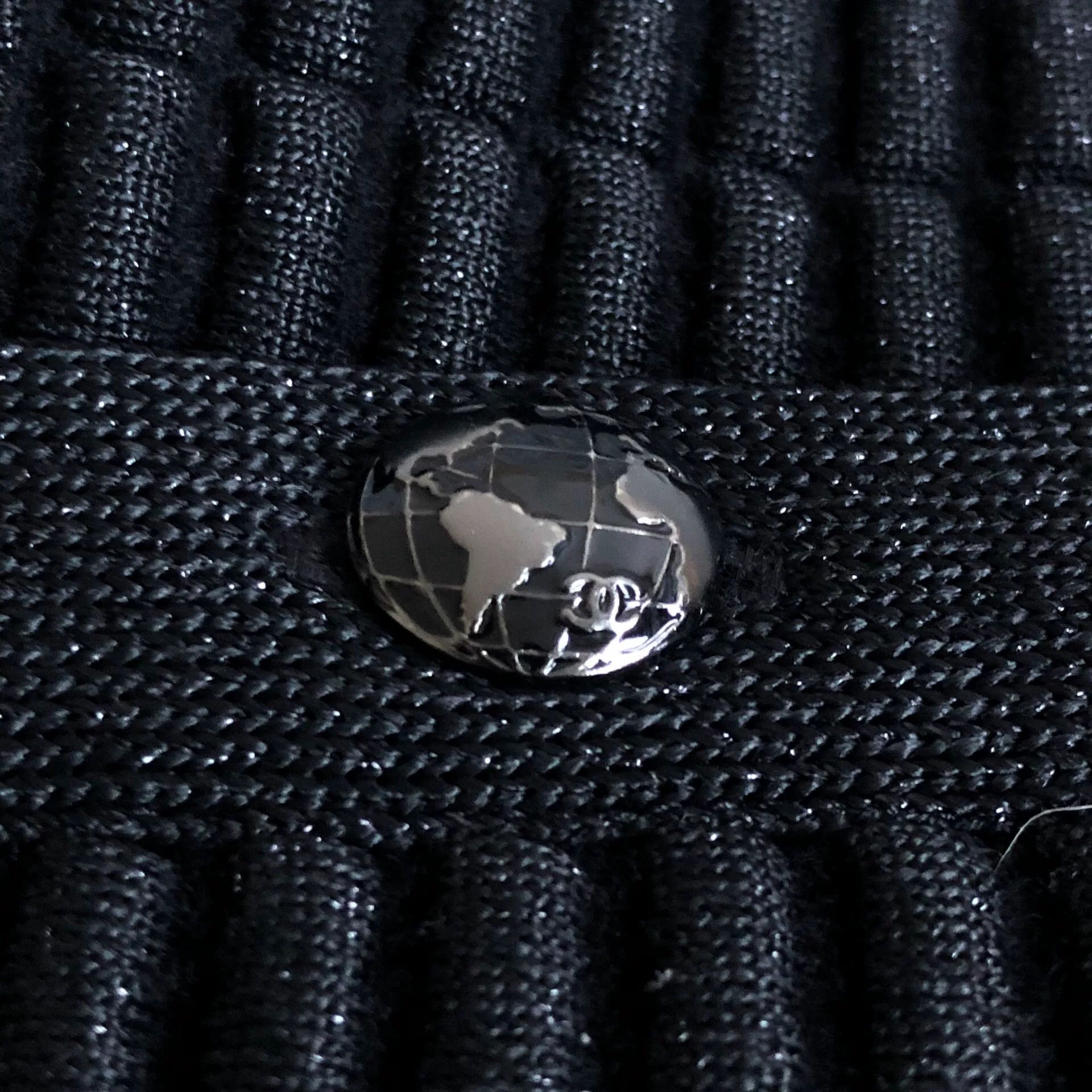 Chanel Chanel Black Quilted Glitter Skirt Size 40" / US 18 - 5 Thumbnail