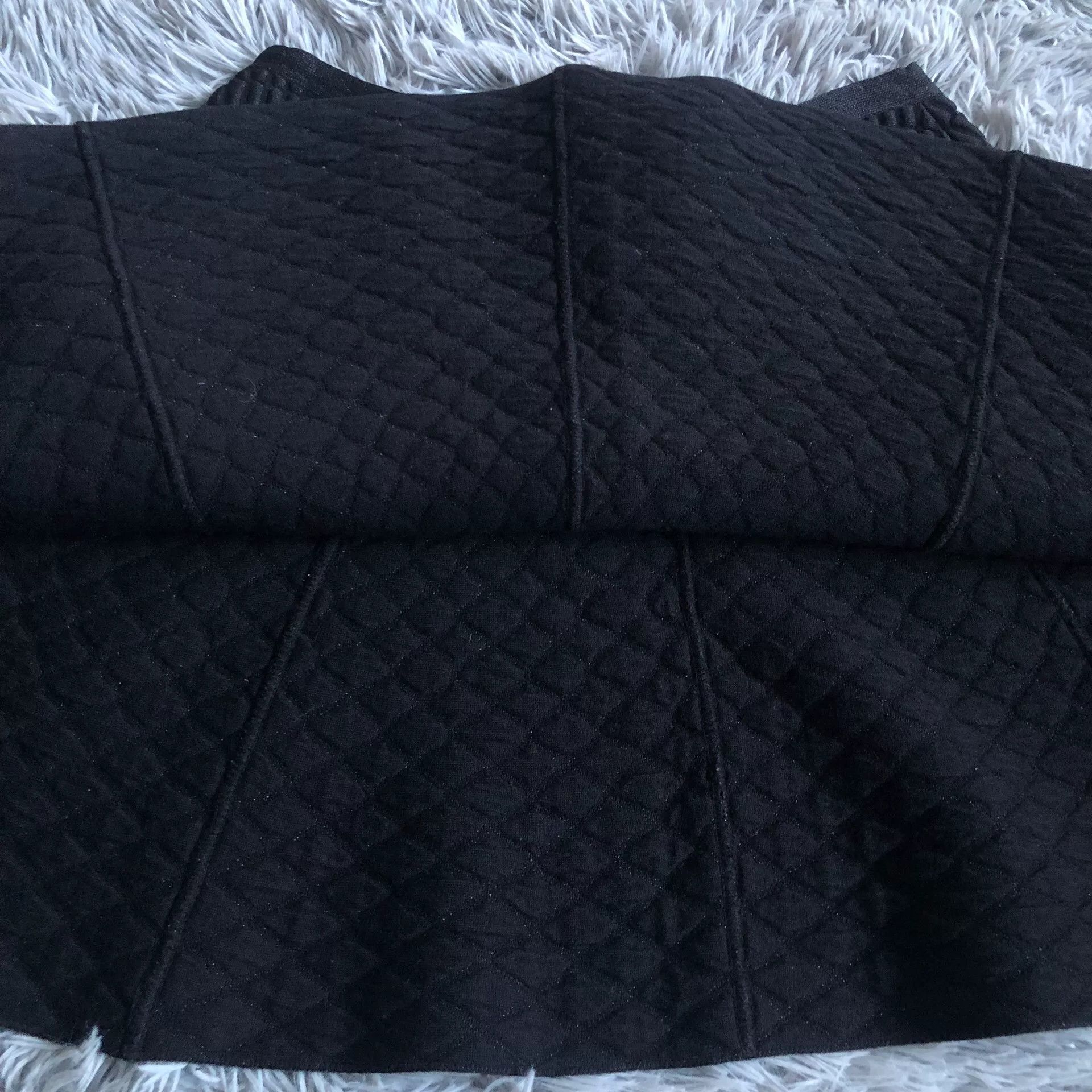 Chanel Chanel Black Quilted Glitter Skirt Size 40" / US 18 - 6 Thumbnail