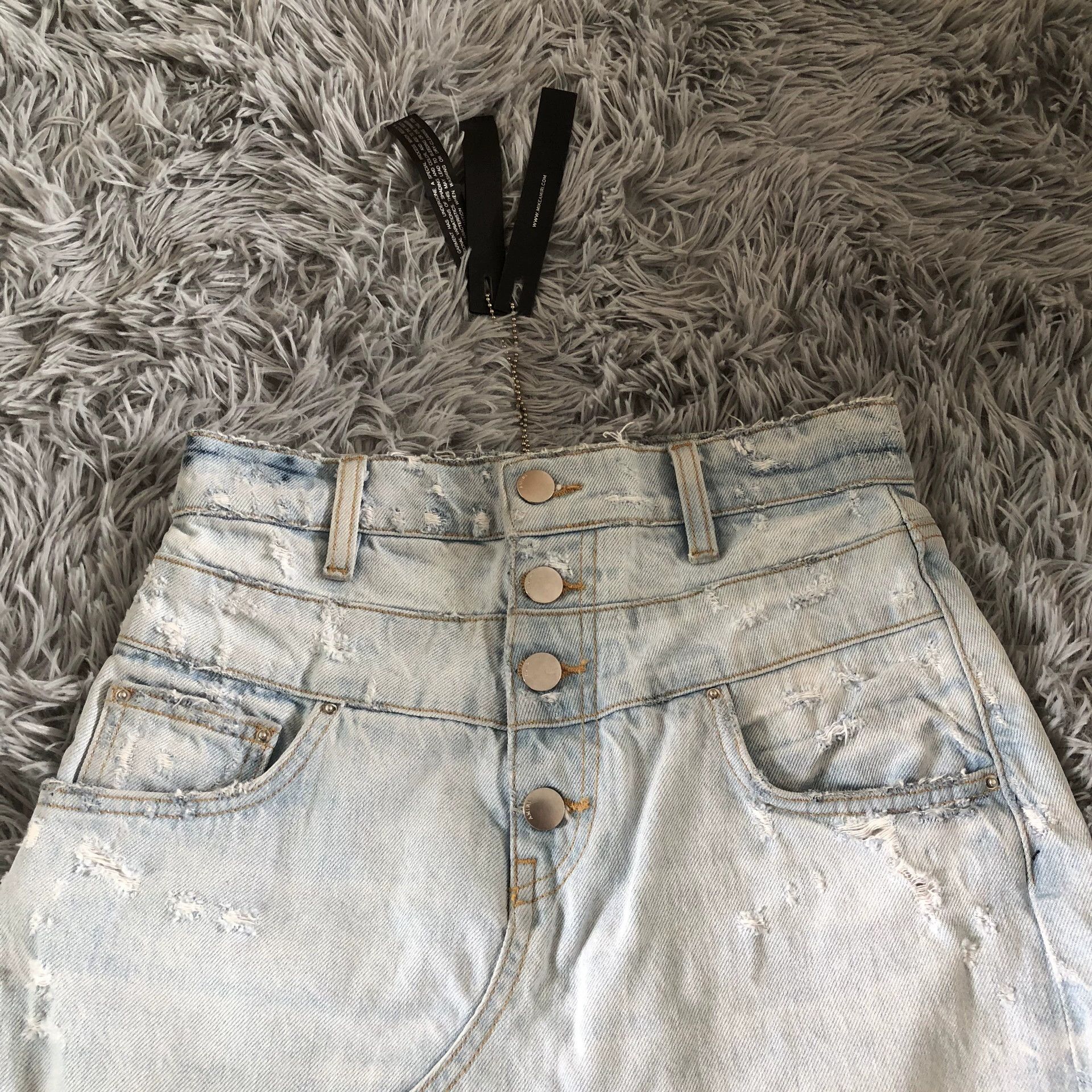 Amiri Amiri Ripped Denim Skirt Shorts Size 26" / US 2 / IT 38 - 2 Thumbnail