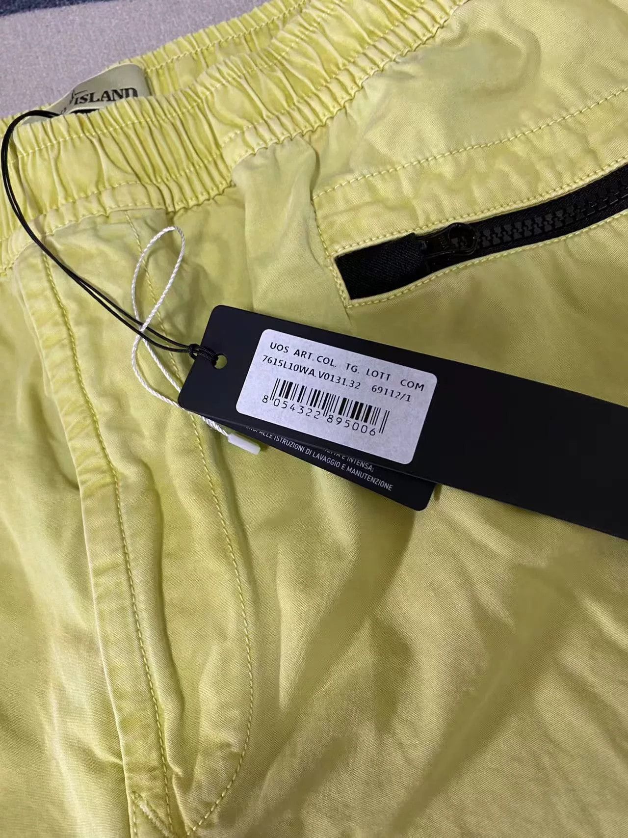 Stone Island Stone Island Solid Cargo Shorts Size US 32 / EU 48 - 3 Thumbnail