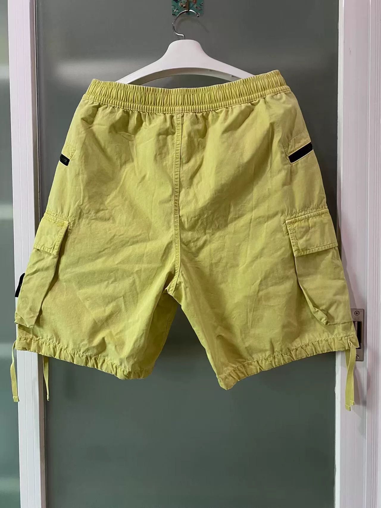 Stone Island Stone Island Solid Cargo Shorts Size US 32 / EU 48 - 2 Thumbnail
