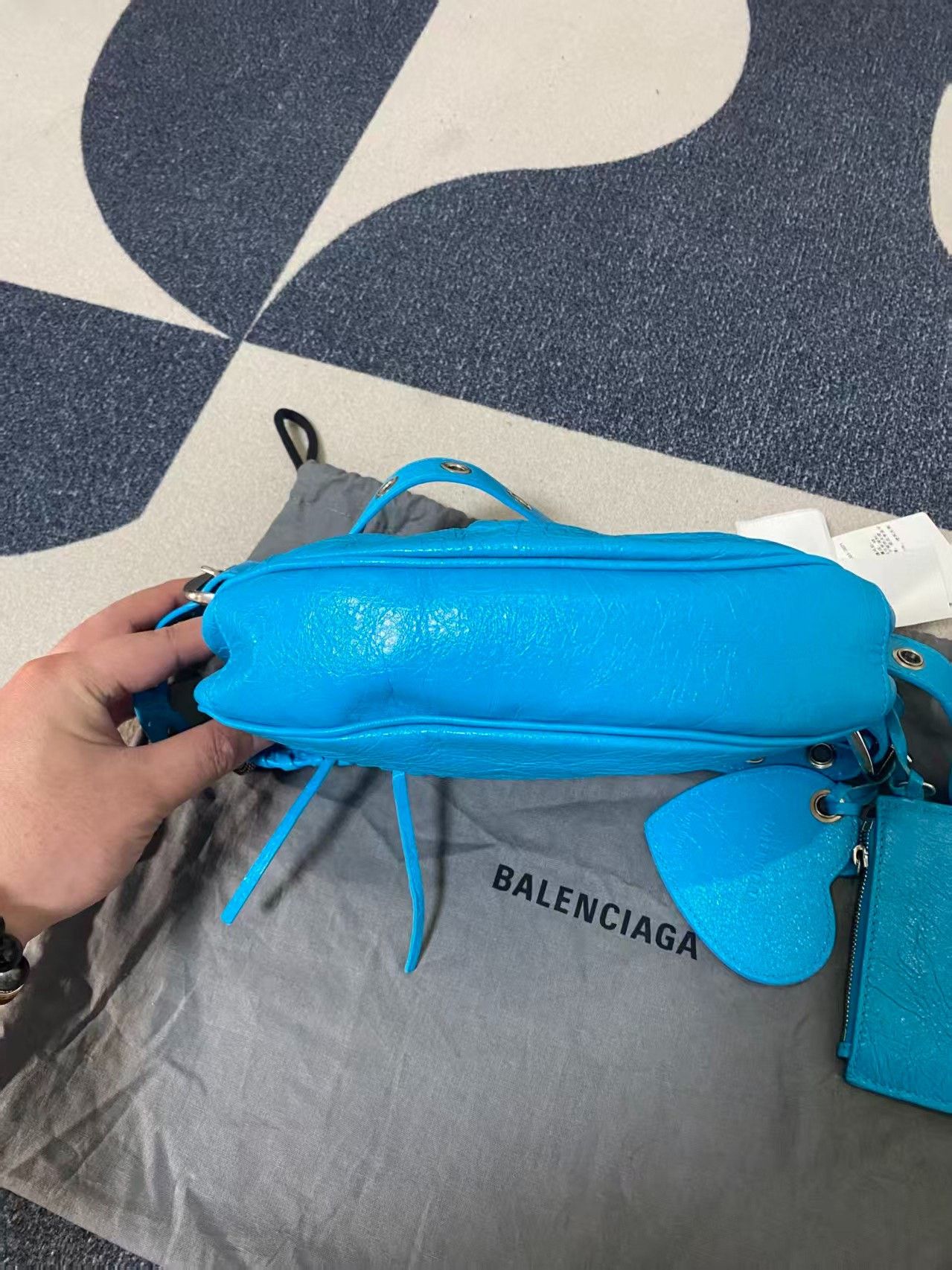 Balenciaga Balenciaga Sheepskin Half-Moon Crossbody Bag Size ONE SIZE - 4 Thumbnail