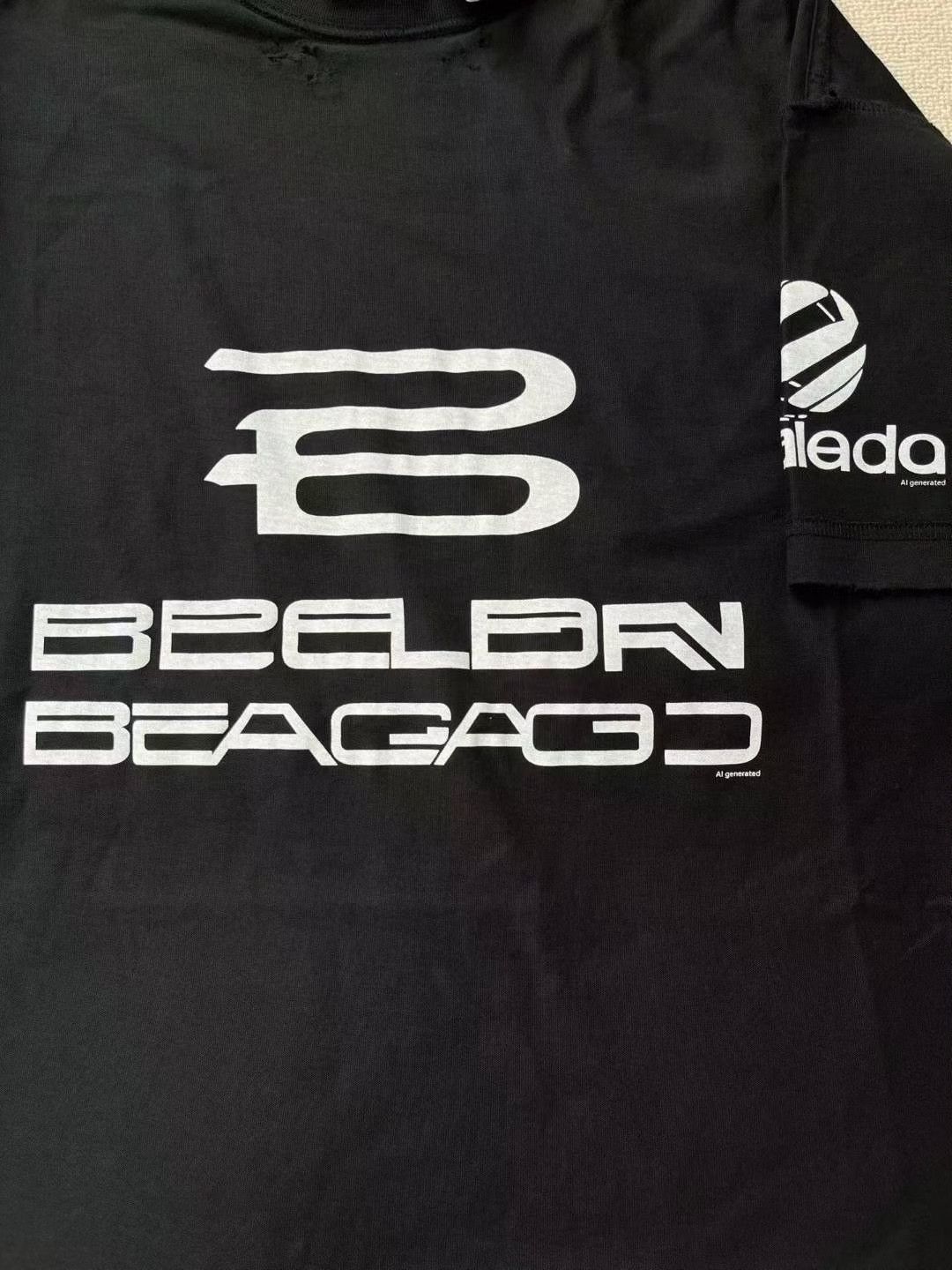 Balenciaga Balenciaga Men's Logo Print Crewneck T-Shirt Size US M / EU 48-50 / 2 - 3 Thumbnail