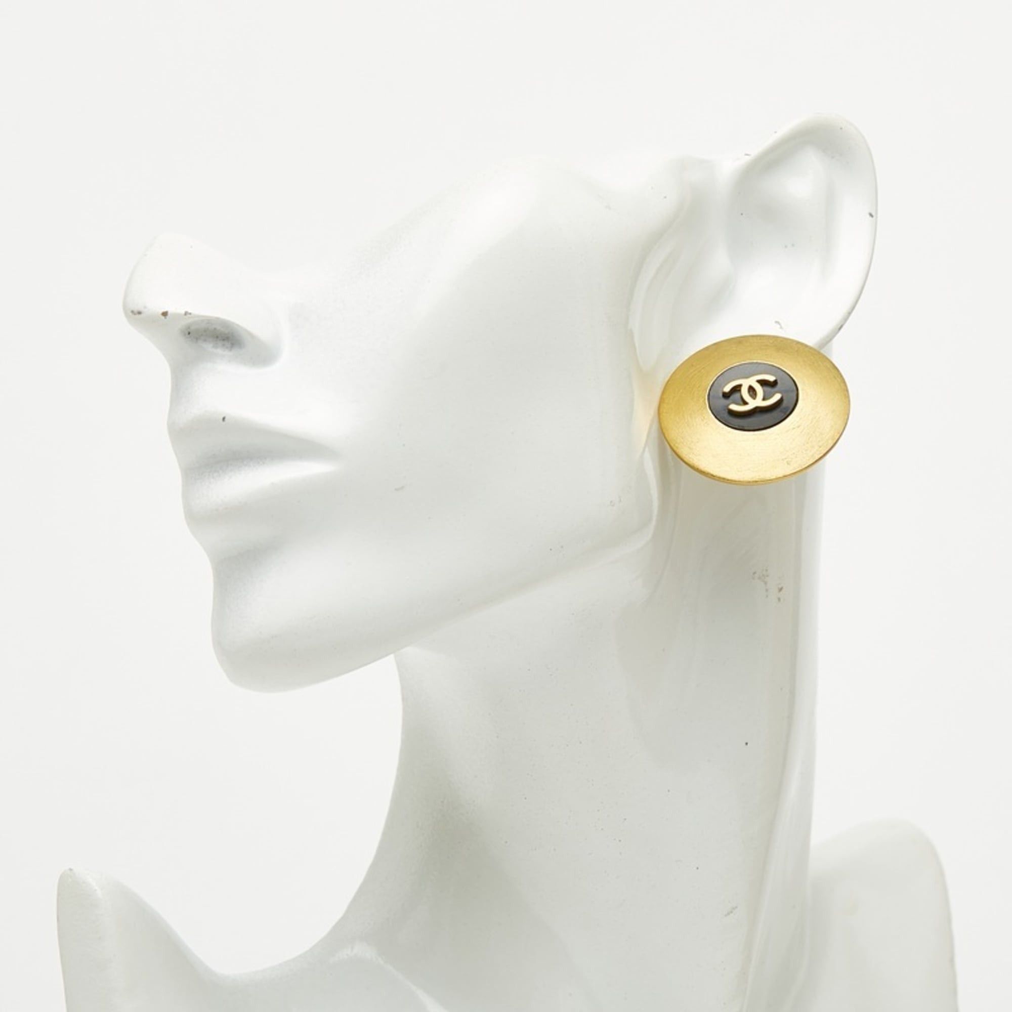 Chanel CHANEL Coco Mark Round Earrings, Vintage Gold and Black Plated, Women's Size ONE SIZE - 6 Thumbnail