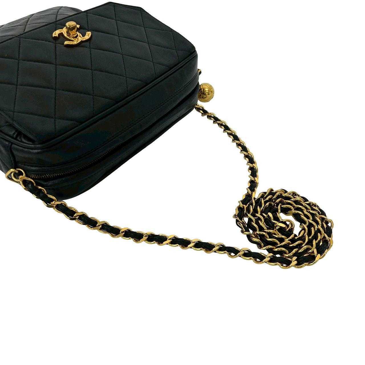 Chanel Chanel Chanel Matelasse Lambskin Shoulder Bag Leather Shoulder Bag DUTY FREE for USA Size ONE SIZE - 5 Thumbnail