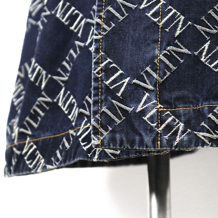Valentino Valentino Valentino VLTN Jacquard Cotton Coat Textile Outerwear DUTY FREE for USA Size ONE SIZE - 4 Thumbnail