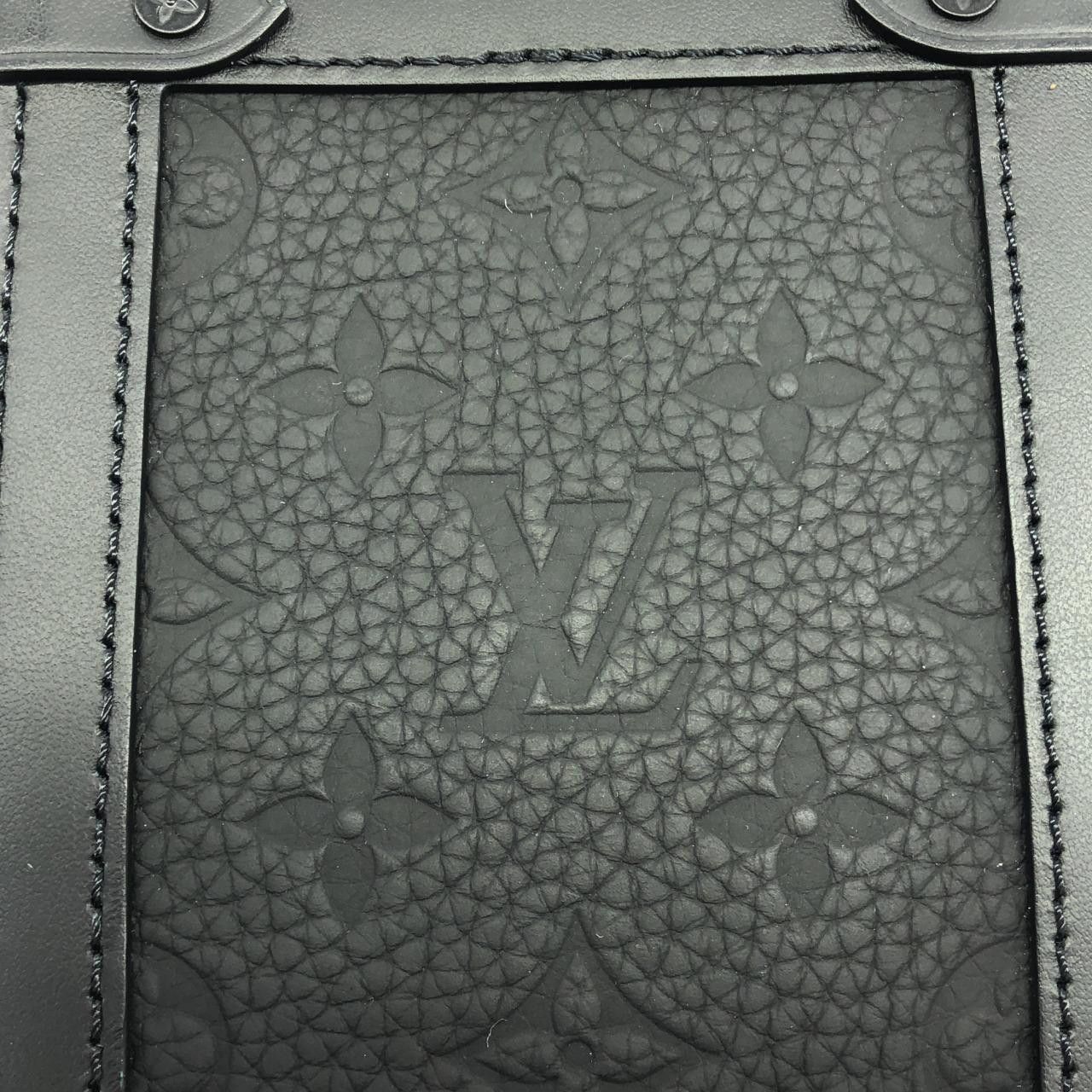 Louis Vuitton Louis Vuitton Louis Vuitton Vertical Trunk Wearable Wallet Monogram Calf Shoulder Bag Leather Shoulder Bag M82070 DUTY FREE for USA Size ONE SIZE - 5 Thumbnail