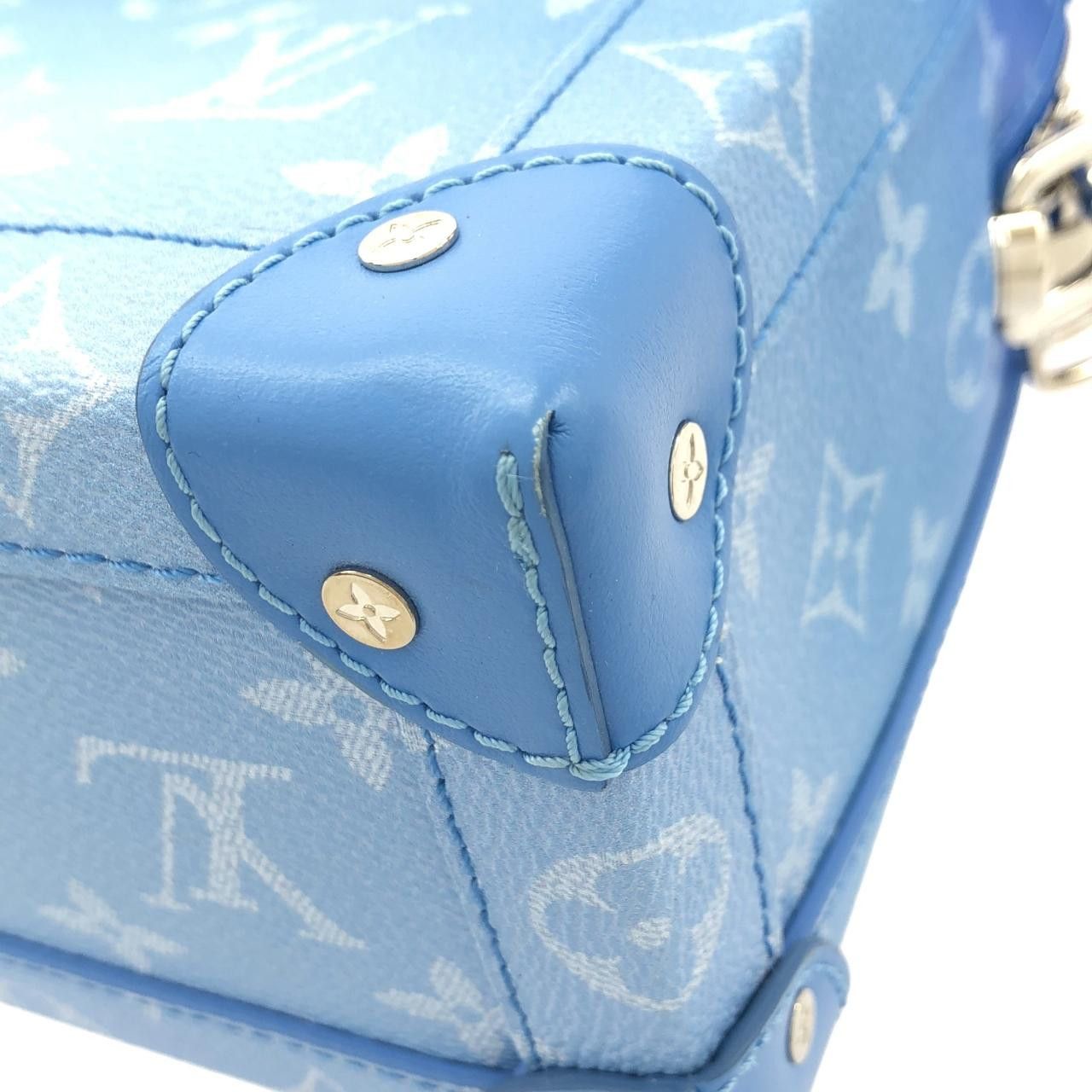 Louis Vuitton Louis Vuitton Louis Vuitton Monogram Clouds Shoulder Bag Textile Shoulder Bag M45430 DUTY FREE for USA Size ONE SIZE - 3 Thumbnail