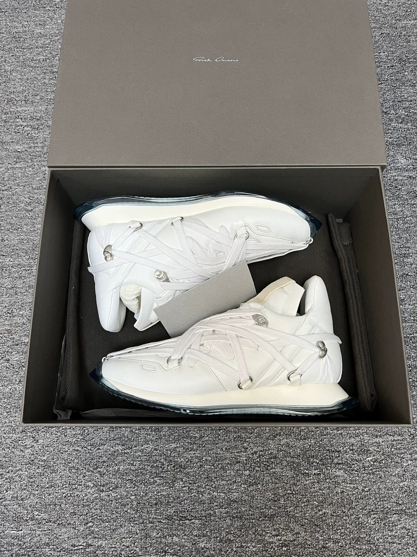 Rick Owens Rick Owens White Low-Top Lace-Up Sneakers Size US 5 / IT 35 - 3 Thumbnail