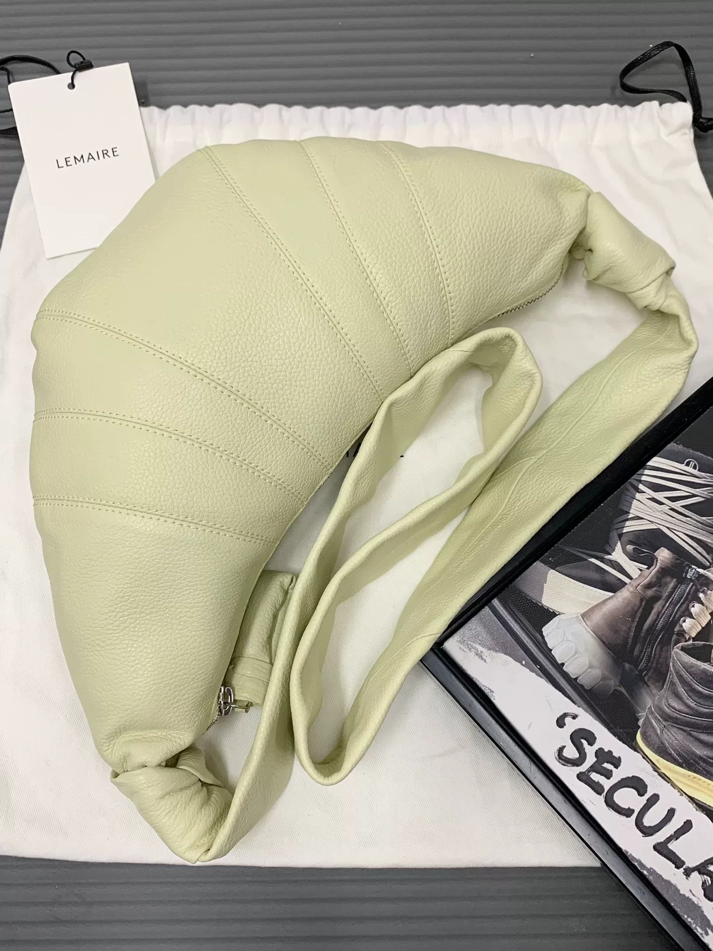 Lemaire Lemaire Small Croissant Bag Size ONE SIZE - 3 Thumbnail