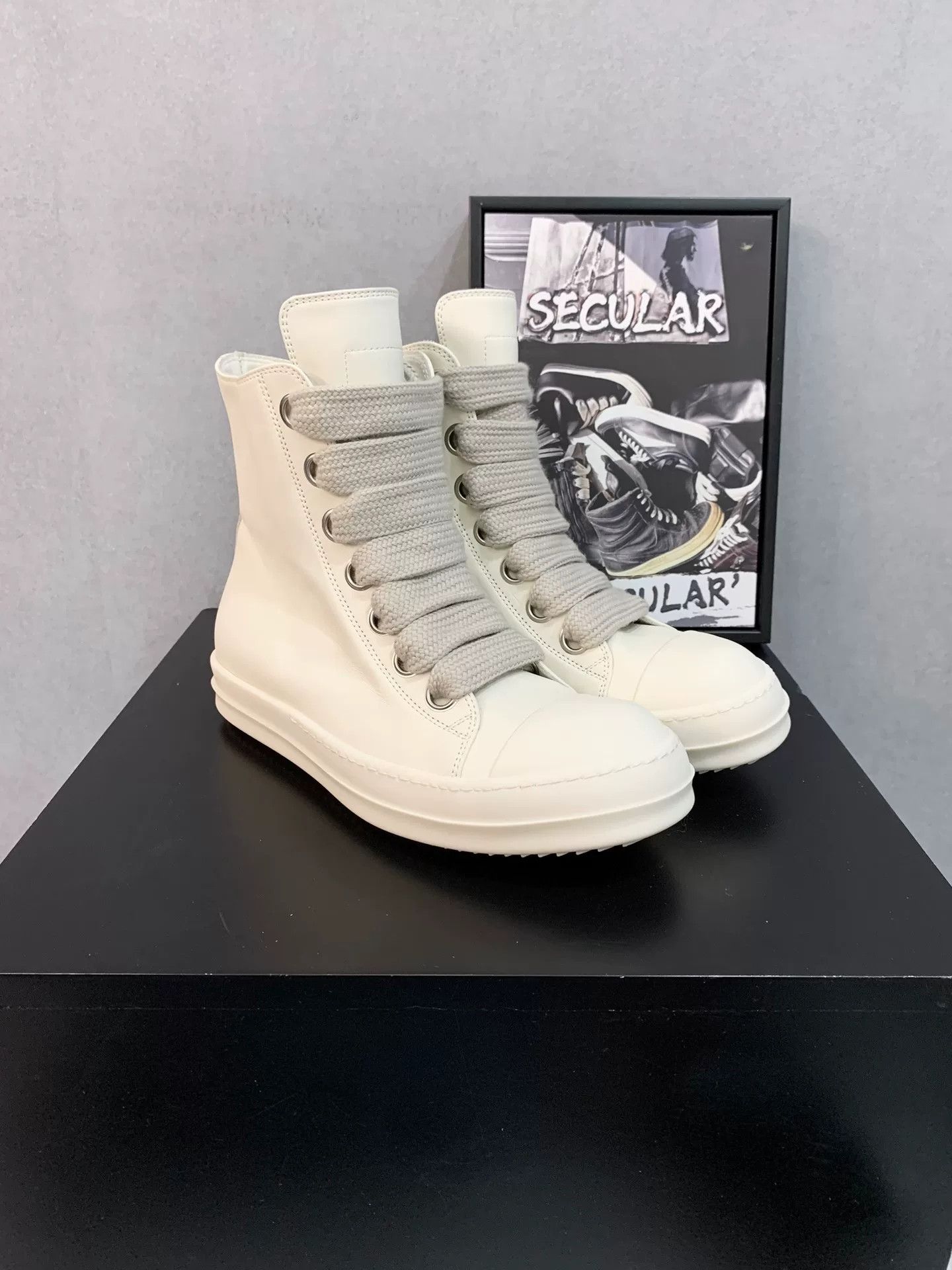 Rick Owens Rick Owens 24SS High-Top Leather Sneakers Size US 4 / IT 34 - 2 Thumbnail