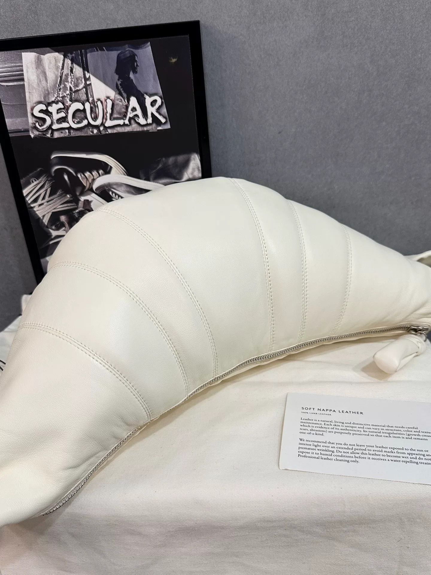 Lemaire Lemaire Medium White Croissant Bag Size ONE SIZE - 5 Thumbnail