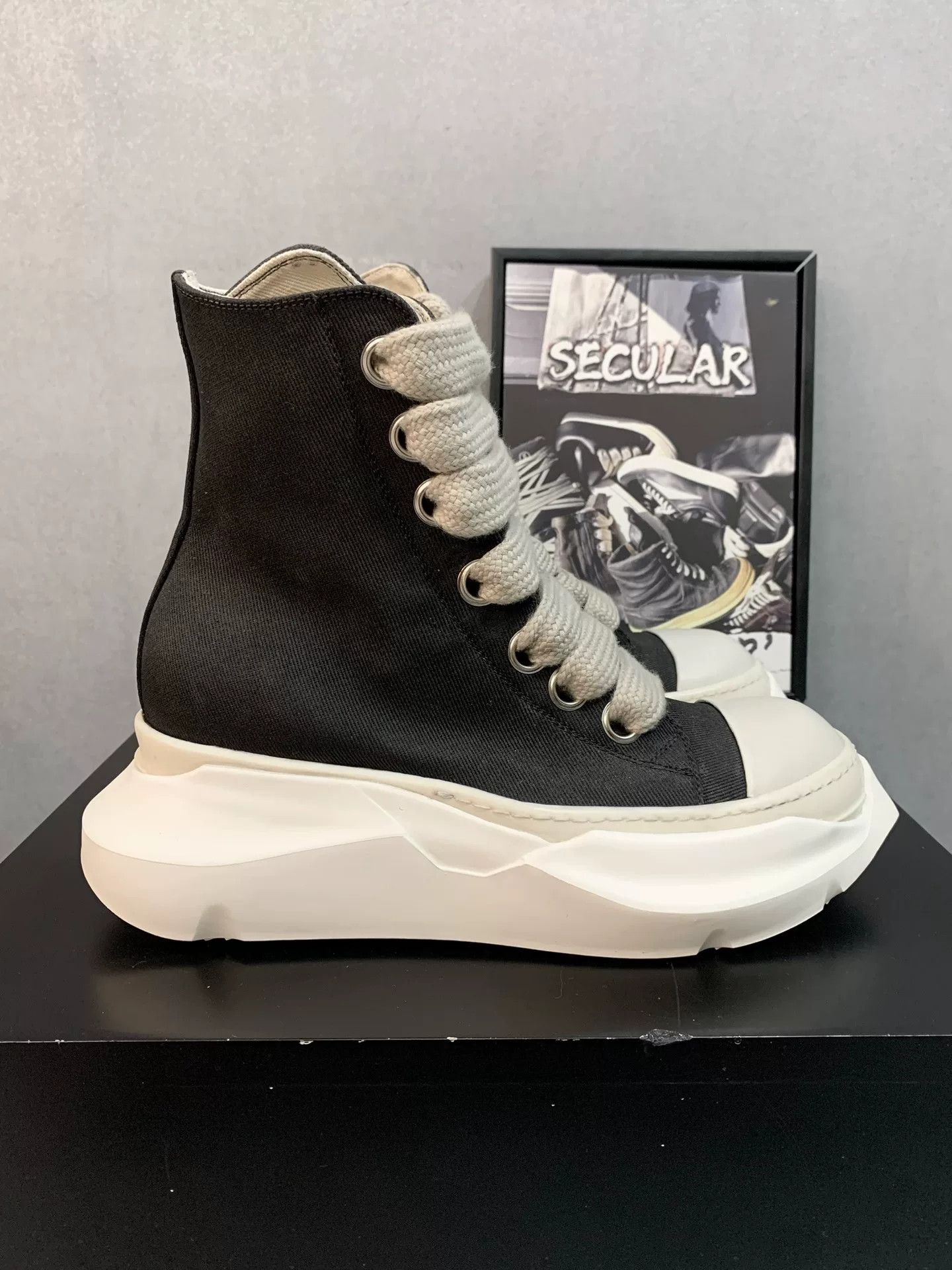 Rick Owens Rick Owens High-Top Canvas Sneakers Size US 8 / EU 41 - 2 Thumbnail