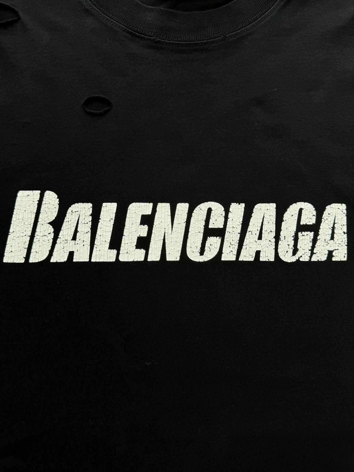 Balenciaga Balenciaga Black Distressed Short-Sleeve Tee Size US XS / EU 42 / 0 - 3 Thumbnail