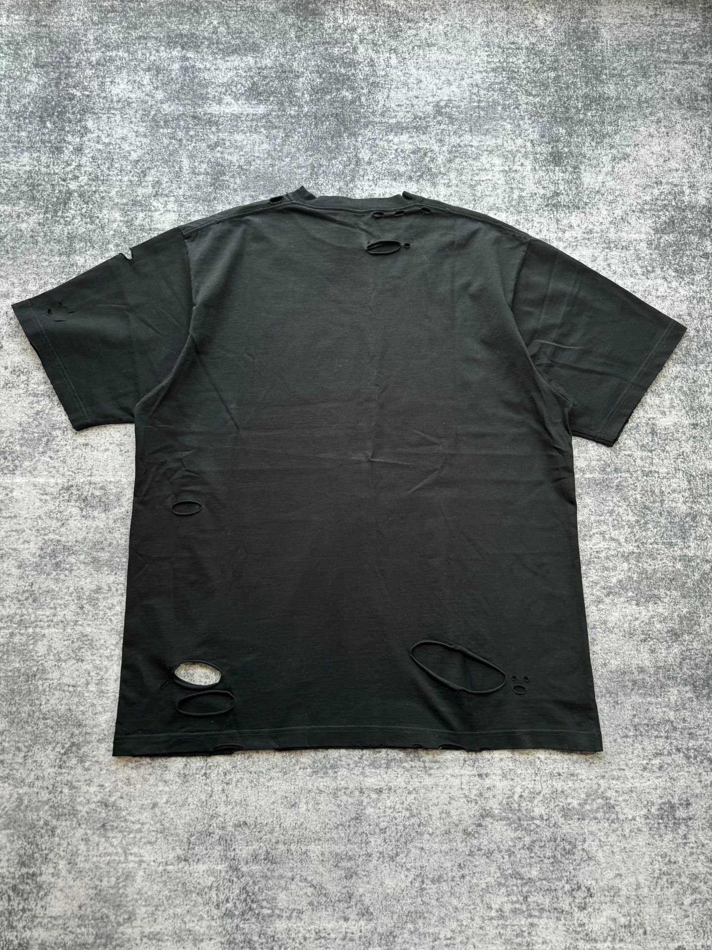 Balenciaga Balenciaga Black Distressed Short-Sleeve Tee Size US XS / EU 42 / 0 - 2 Thumbnail