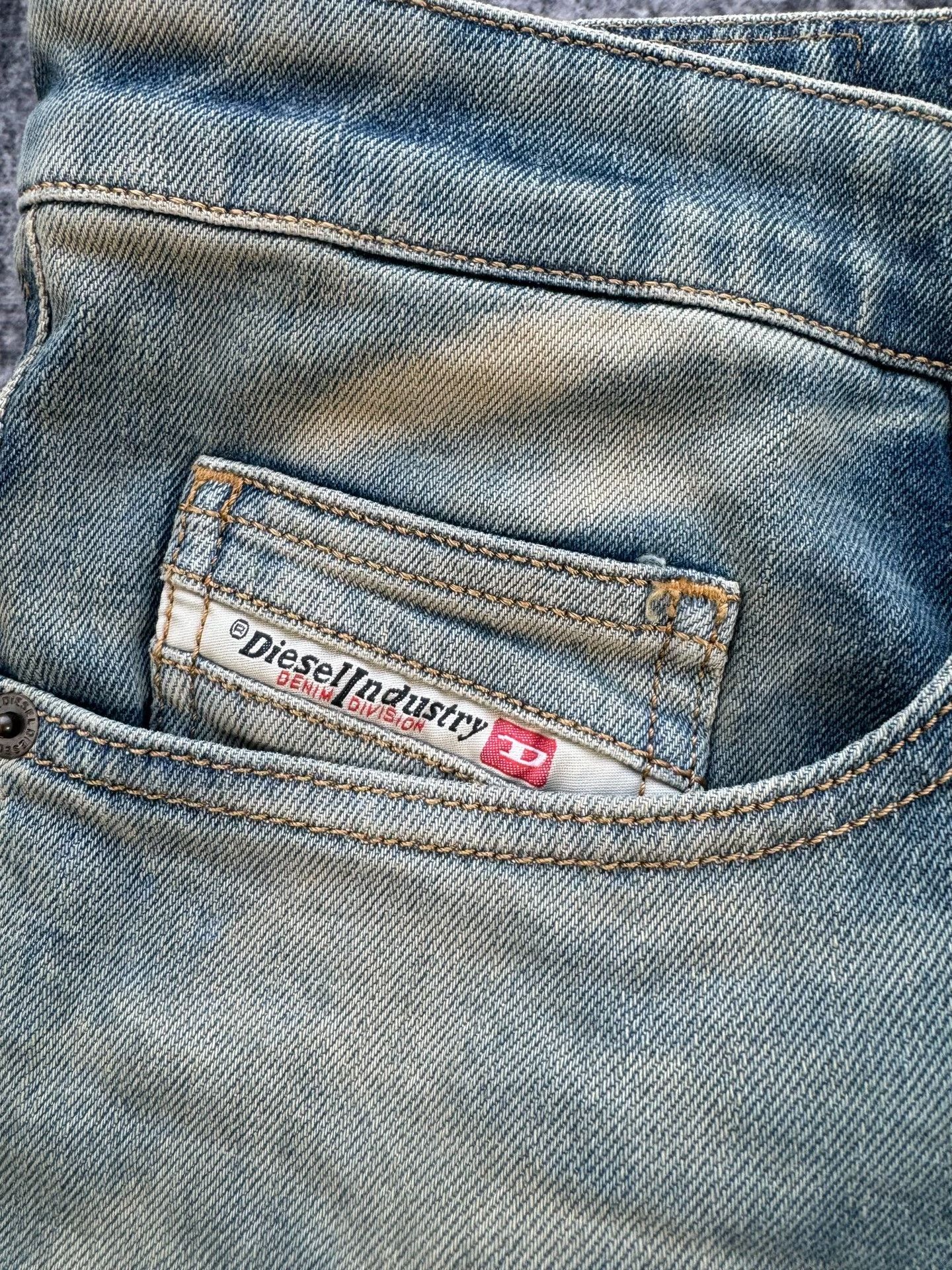 Diesel Diesel Washed Denim Jeans Size US 27 - 3 Thumbnail
