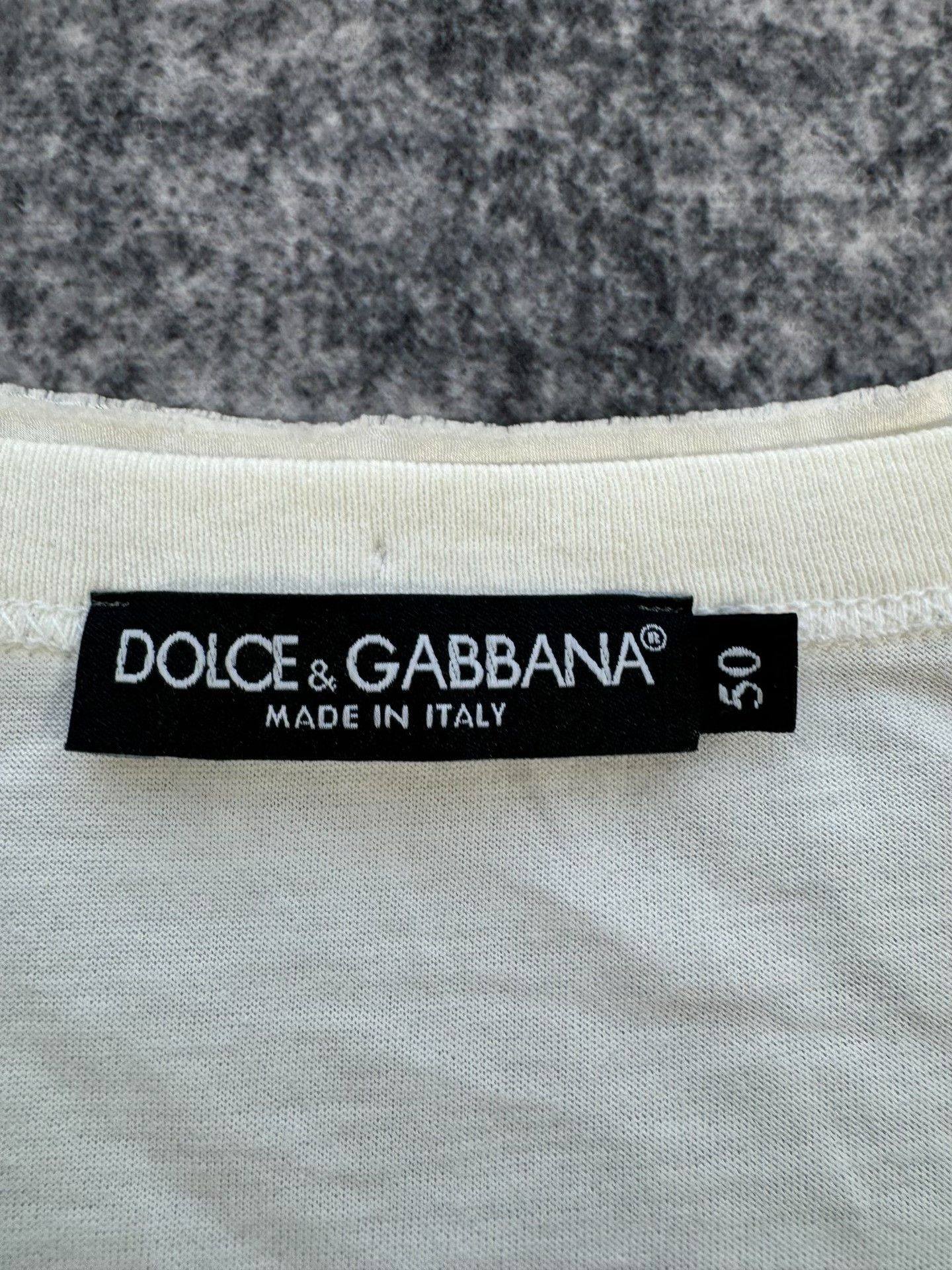 Dolce & Gabbana Dolce & Gabbana Silk V-Neck Short-Sleeve Size US M / EU 48-50 / 2 - 3 Thumbnail