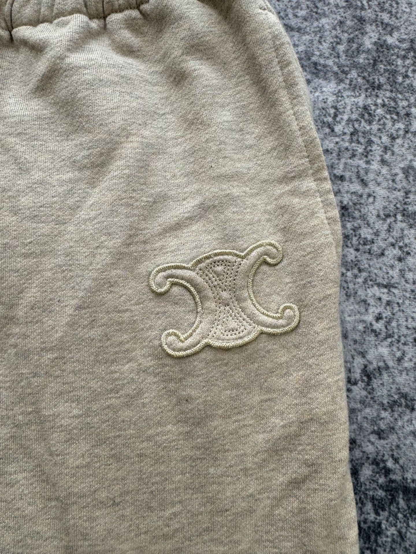 Celine Celine Oatmeal Triomphe Logo Sweatpants Size 36" / US 14 / IT 50 - 3 Thumbnail