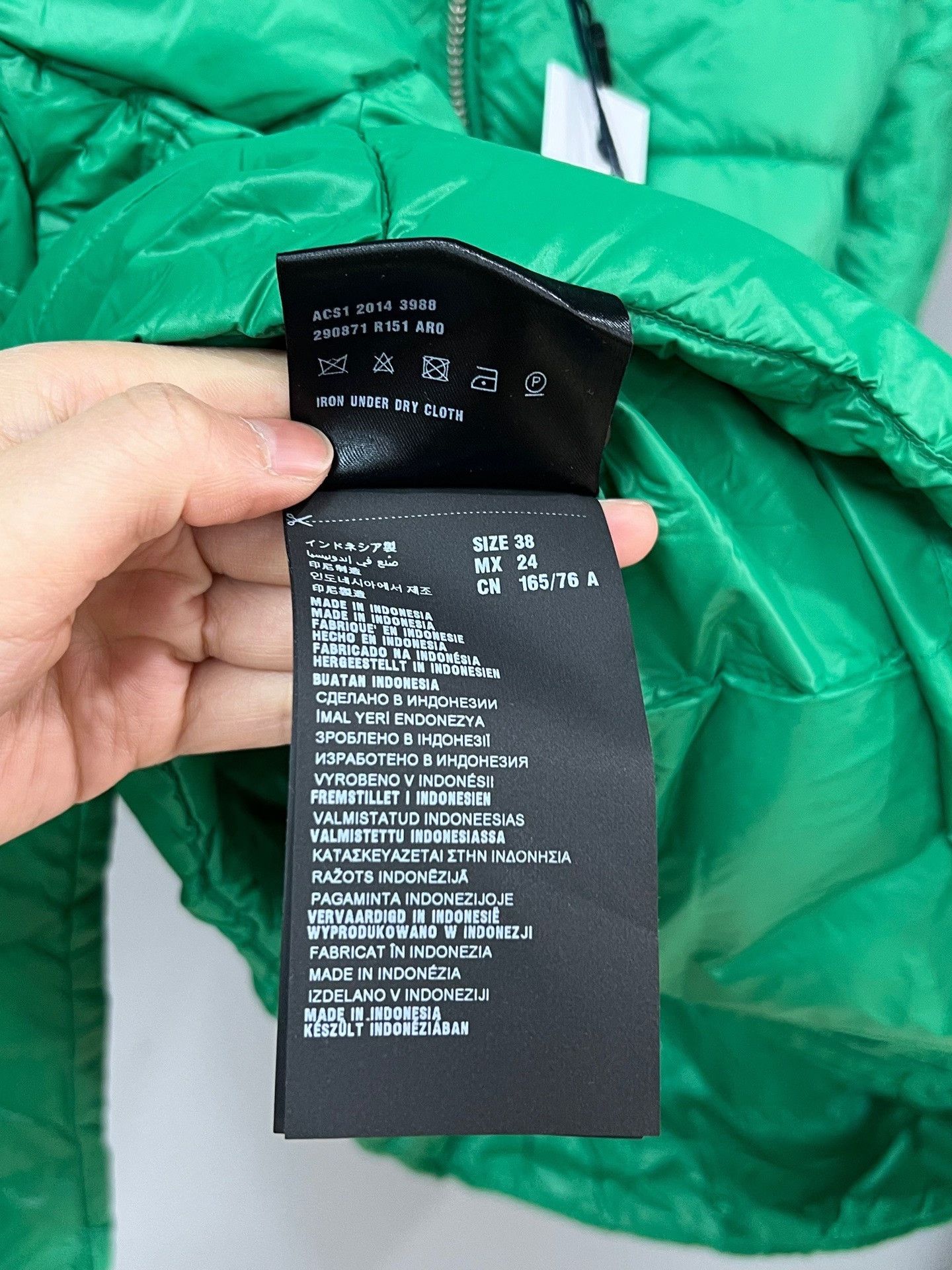 Prada Prada Green Triangle Logo Down Jacket Size S / US 4 / IT 40 - 7 Thumbnail