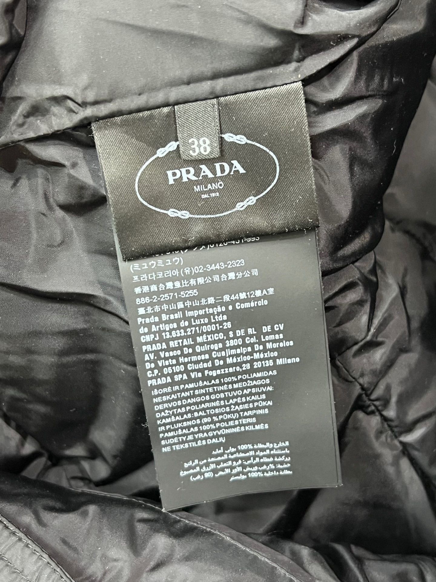 Prada Prada Black Triangle Logo Fox Fur Down Jacket Size S / US 4 / IT 40 - 4 Thumbnail