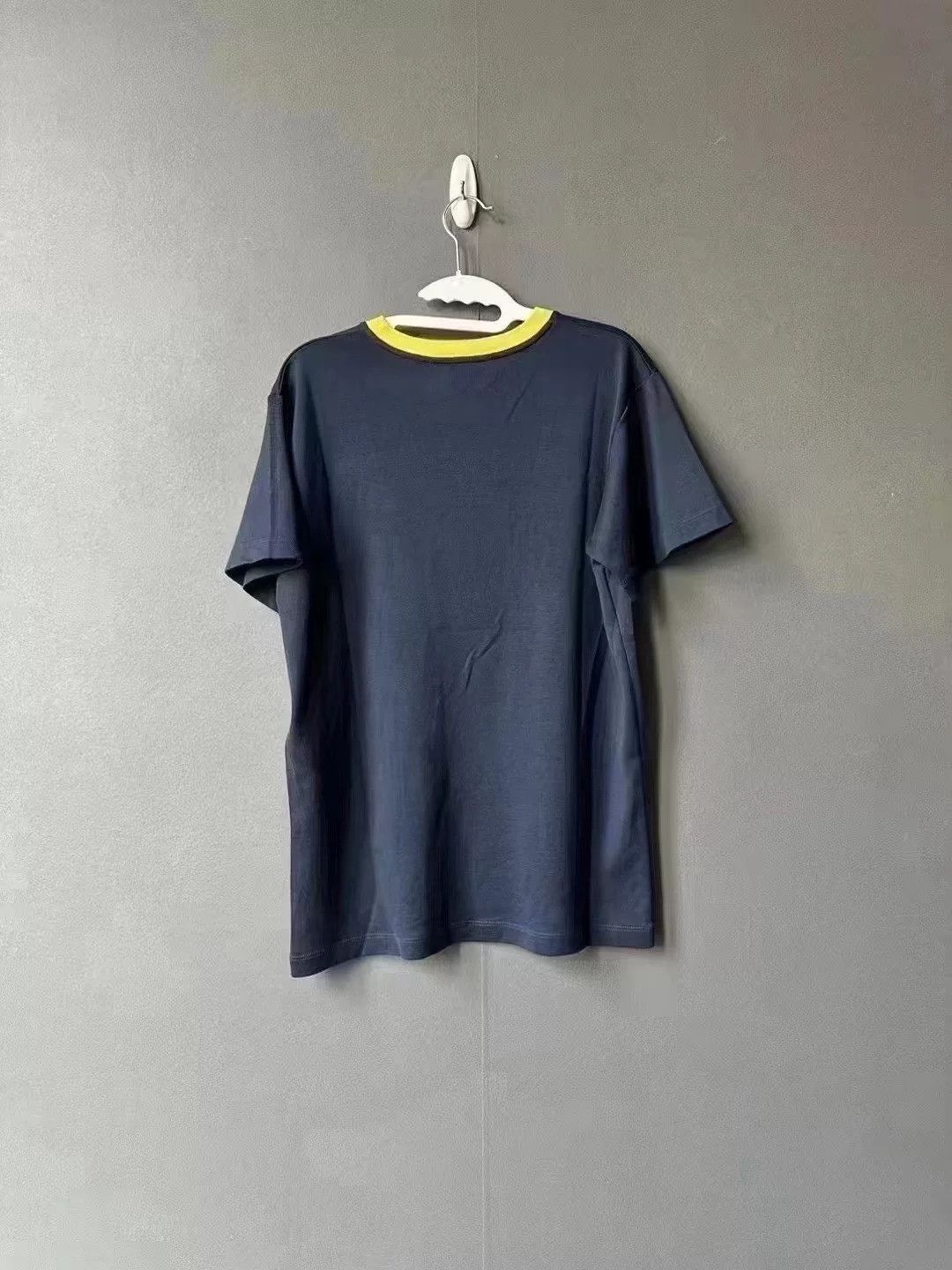 Louis Vuitton Louis Vuitton New Navy Chain Short-Sleeve Size US M / EU 48-50 / 2 - 2 Thumbnail