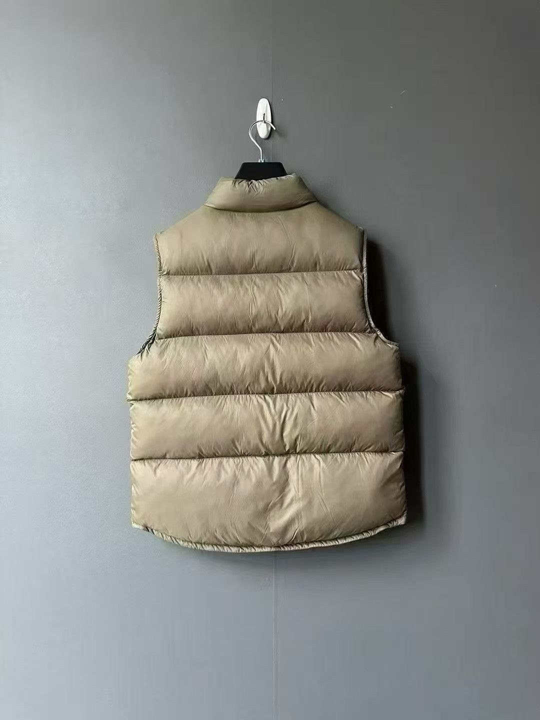 Celine Celine Khaki Green Triomphe Down Vest Size XS / US 0-2 / IT 36-38 - 2 Thumbnail