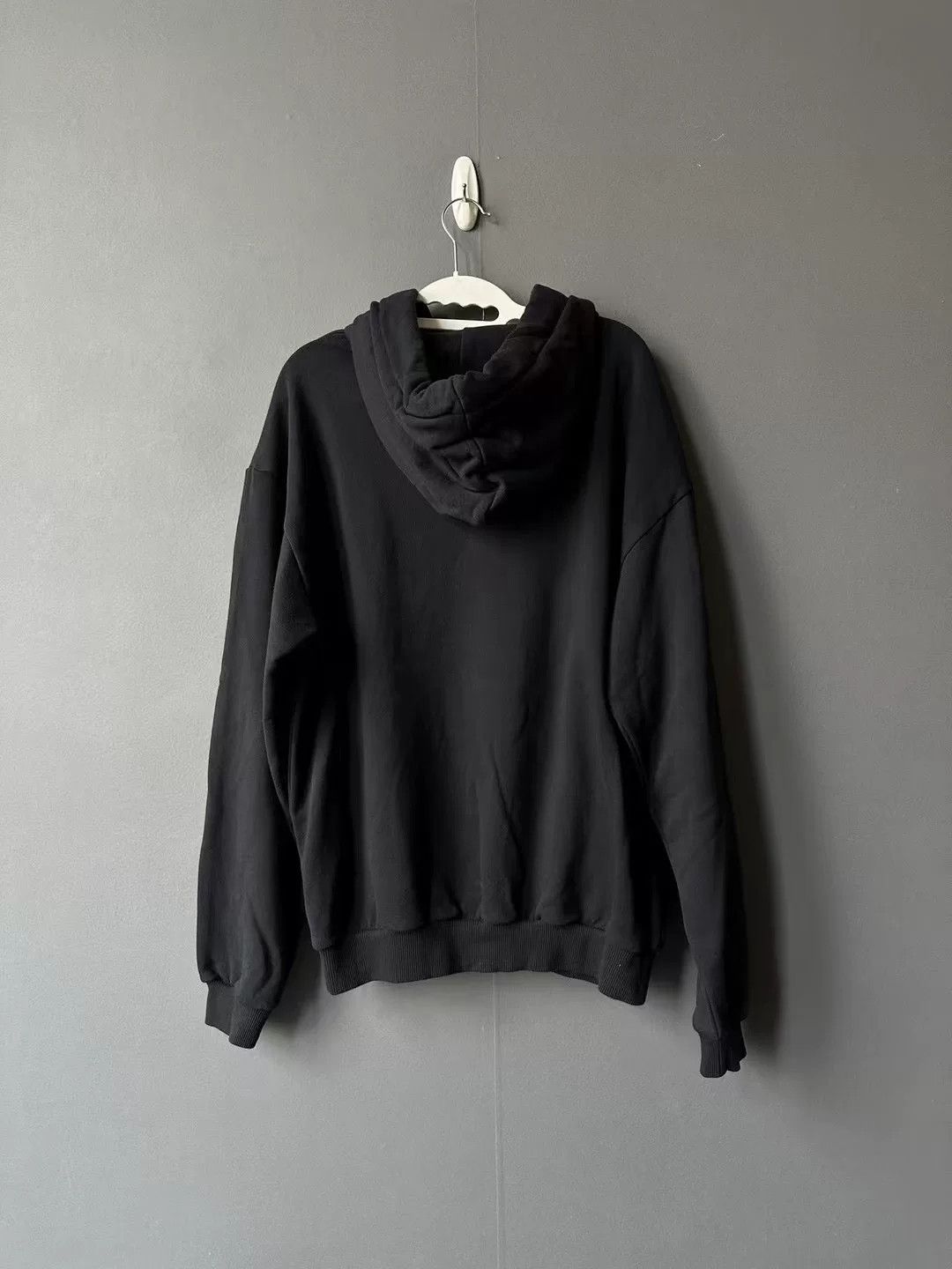 Celine Celine Black Drawstring Letter Hoodie Size US L / EU 52-54 / 3 - 2 Thumbnail