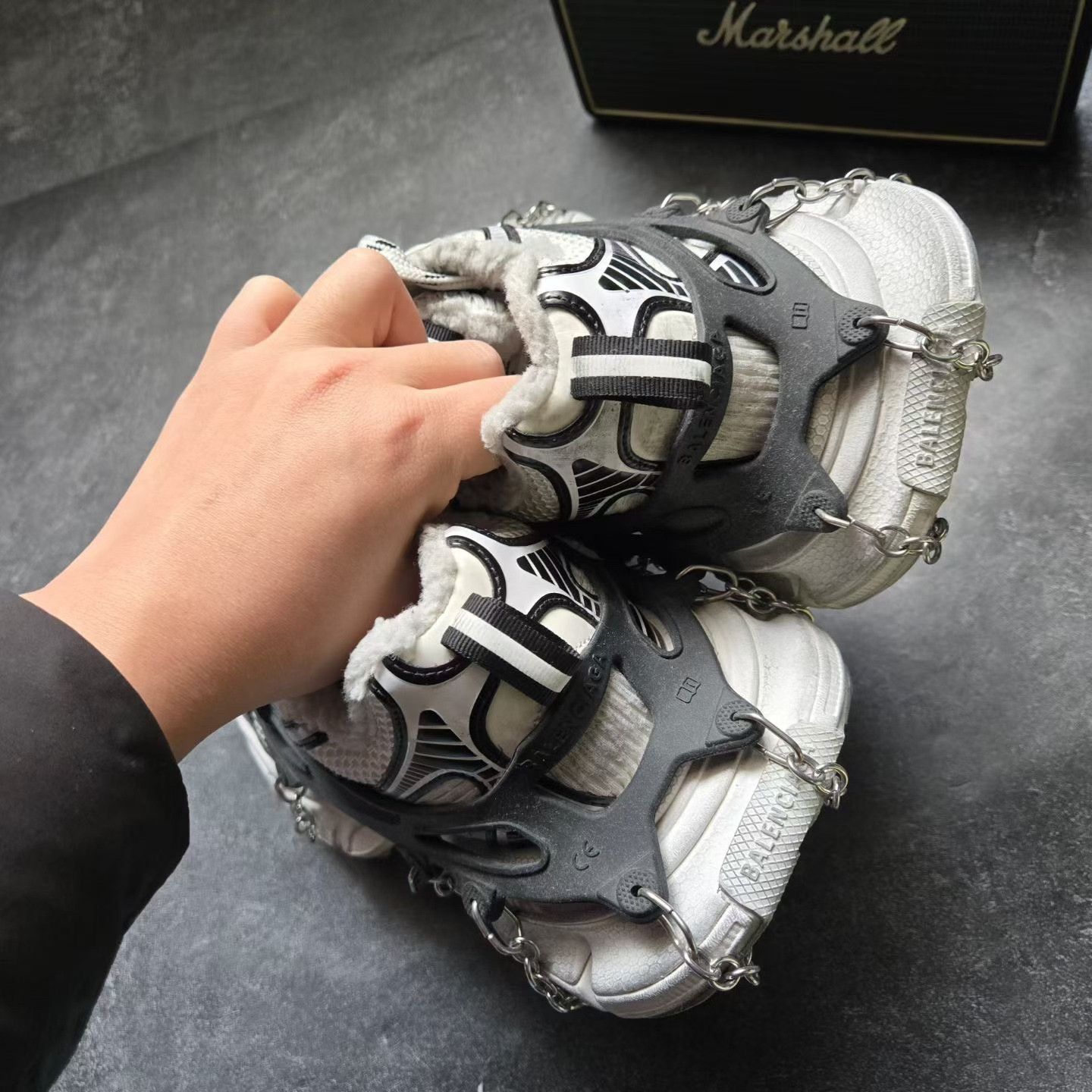 Balenciaga Balenciaga 3XL Ski Crampon Chain Fleece Dad Shoes Size US 9 / EU 42 - 3 Thumbnail
