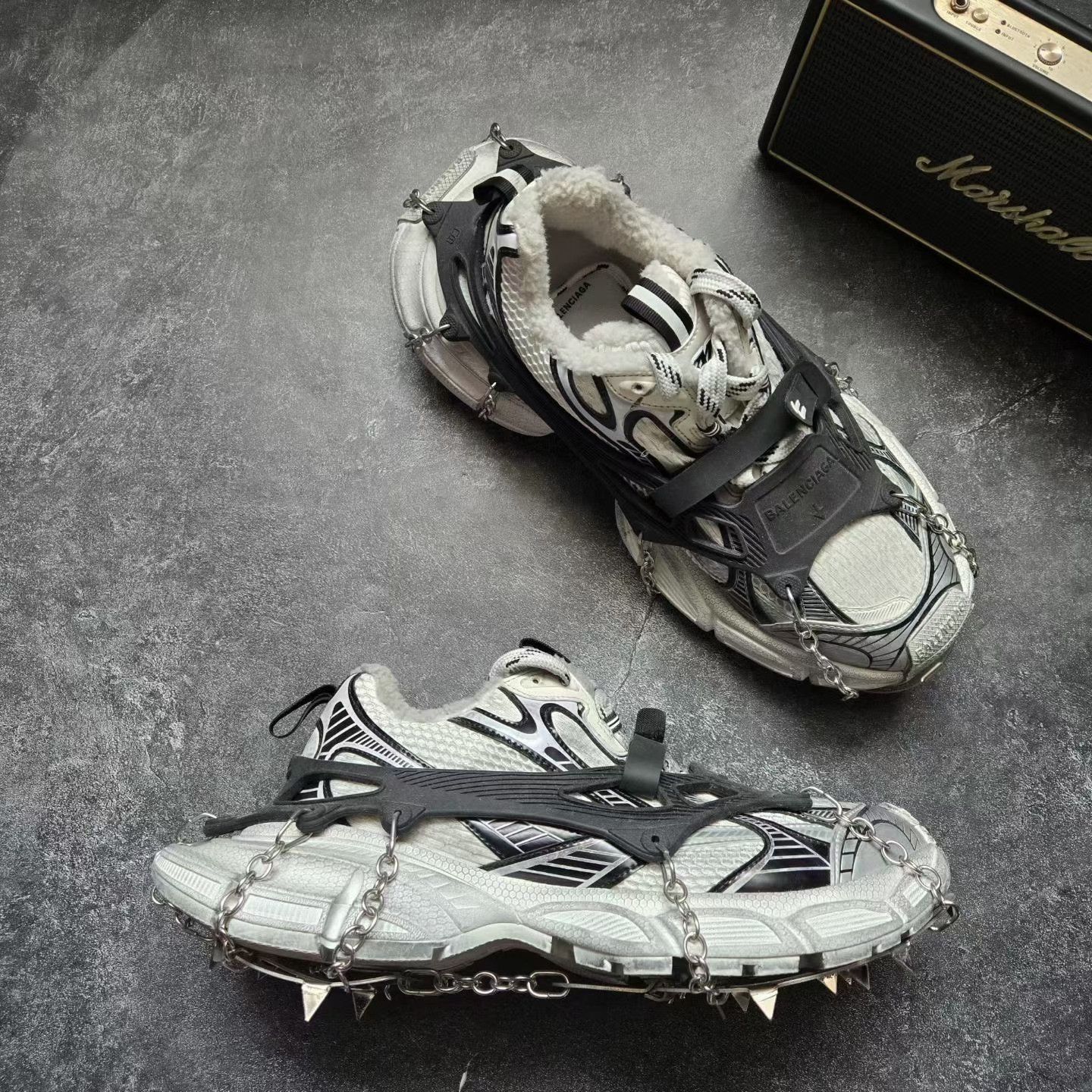 Balenciaga Balenciaga 3XL Ski Crampon Chain Fleece Dad Shoes Size US 9 / EU 42 - 5 Thumbnail