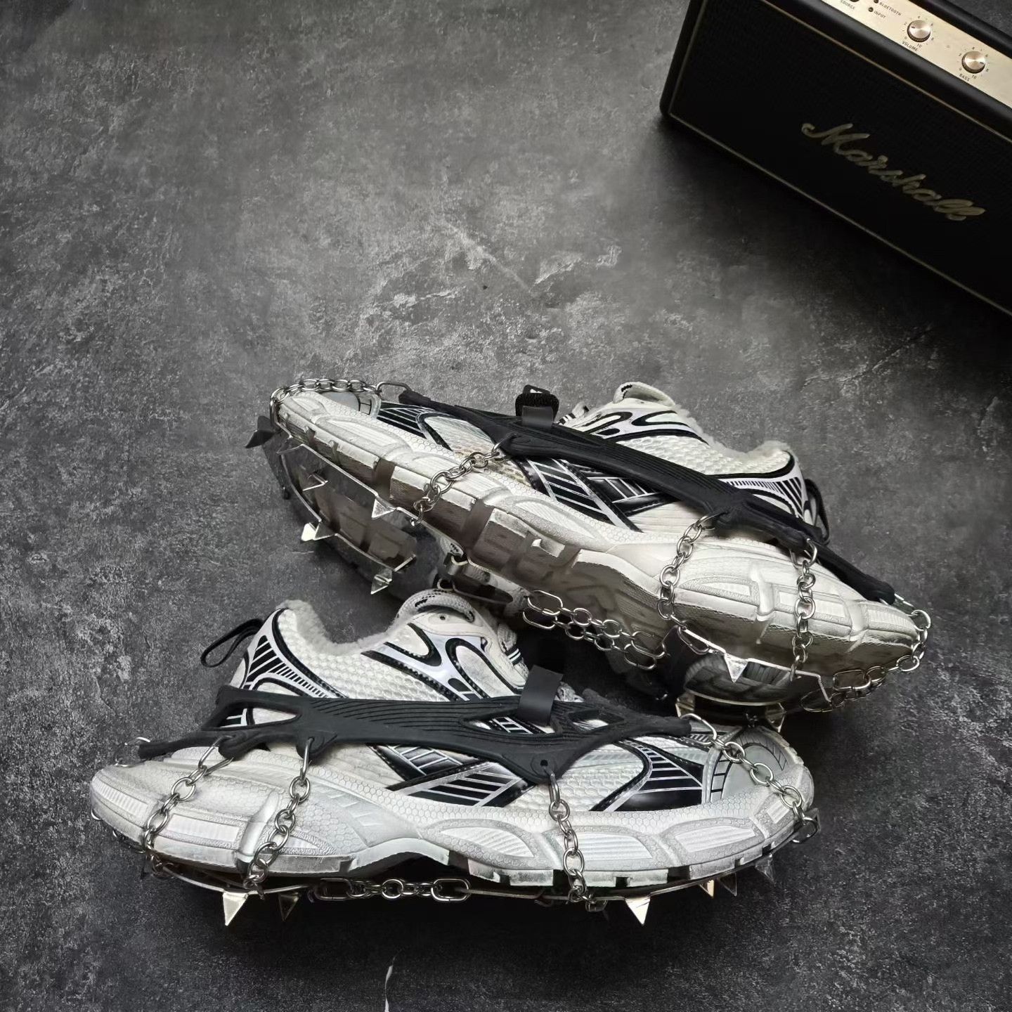 Balenciaga Balenciaga 3XL Ski Crampon Chain Fleece Dad Shoes Size US 9 / EU 42 - 7 Thumbnail