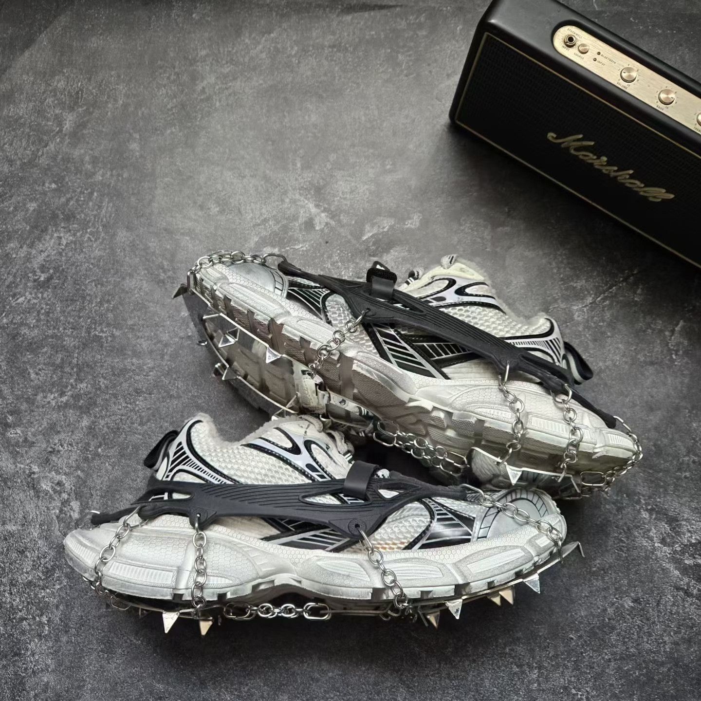 Balenciaga Balenciaga 3XL Ski Crampon Chain Fleece Dad Shoes Size US 9 / EU 42 - 6 Thumbnail