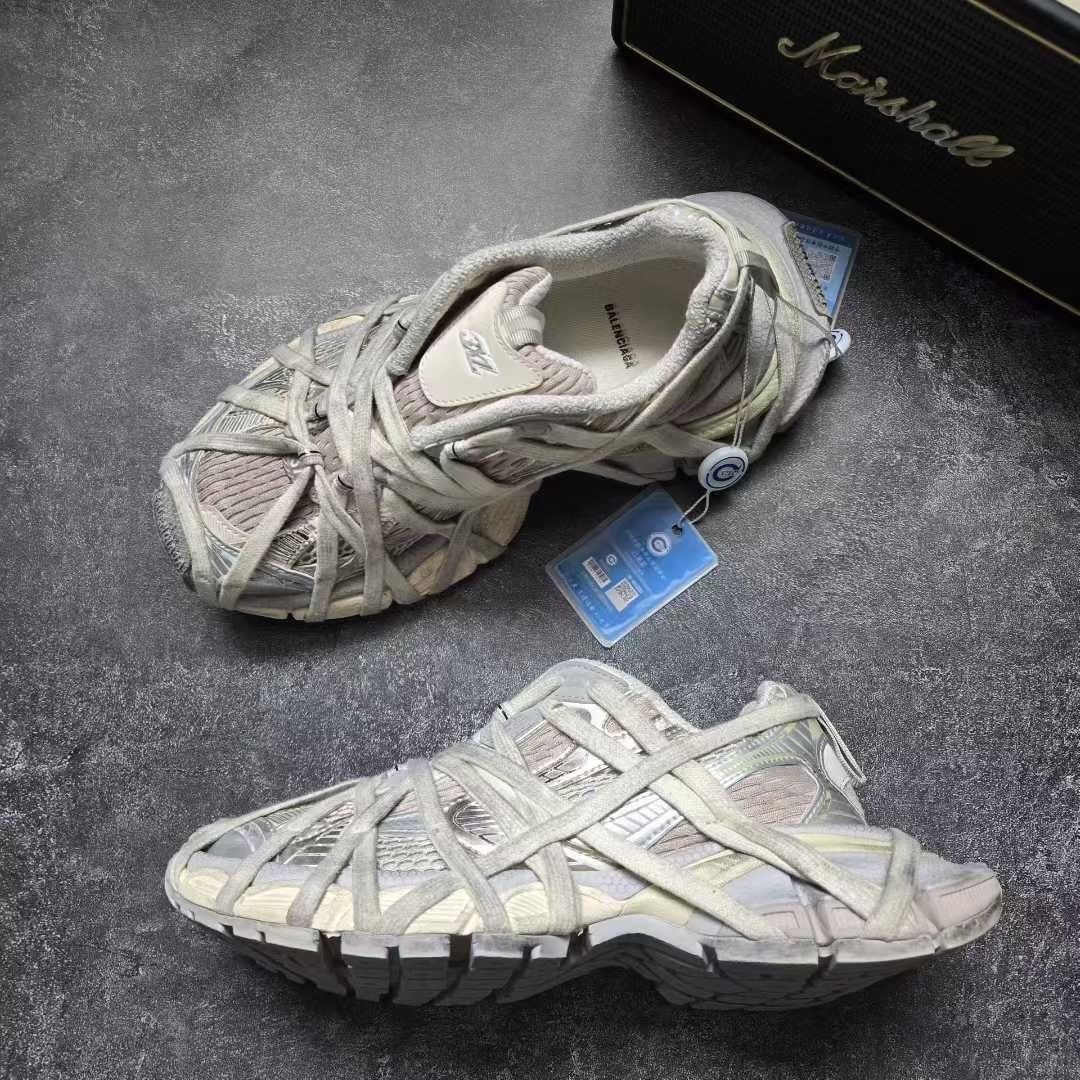 Balenciaga Balenciaga 3XL Beige Crazy Strap Dad Shoes Size US 6 / IT 36 - 4 Thumbnail