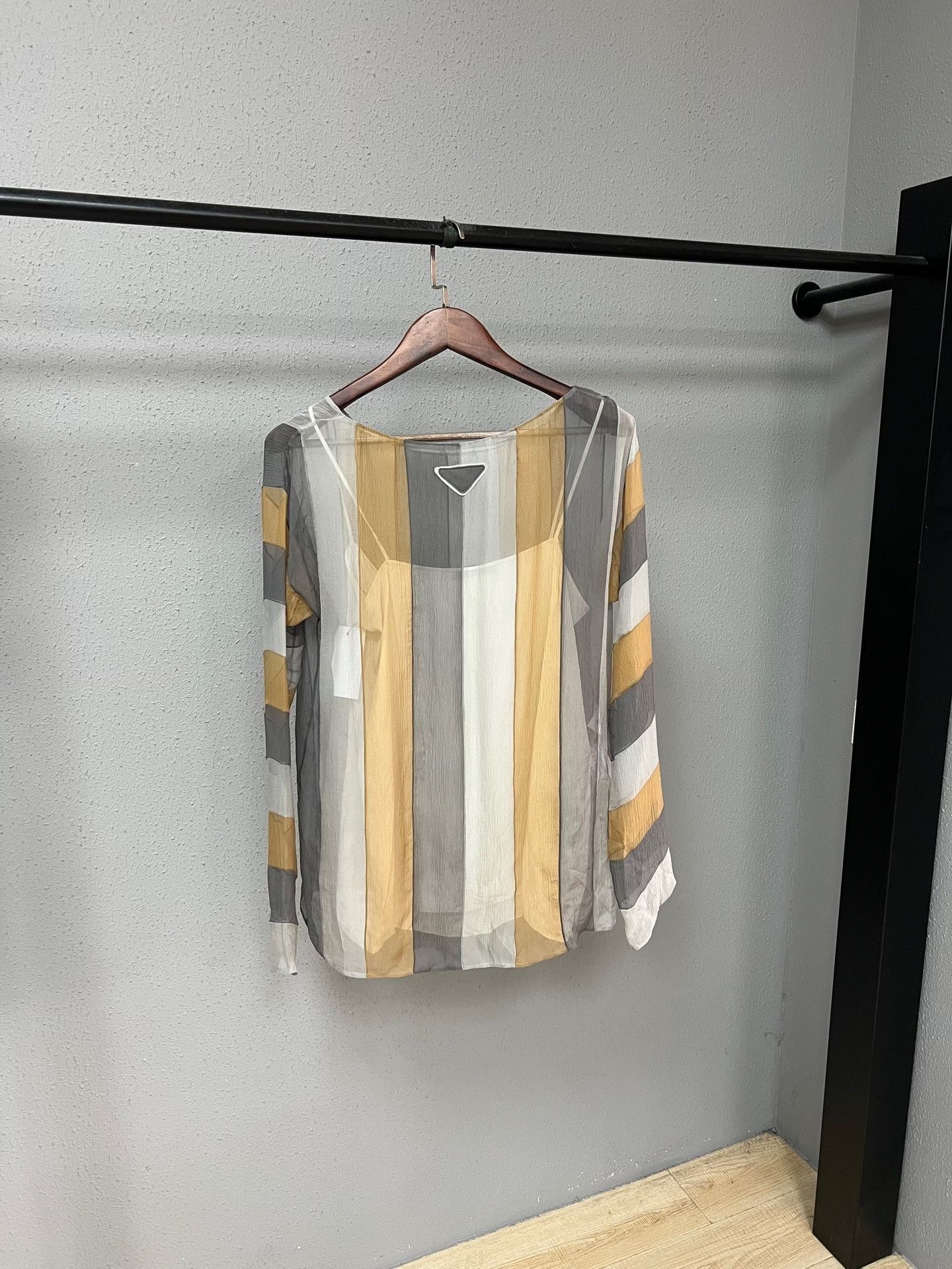 Prada Prada Silk Sheer Blouse Size M / US 6-8 / IT 42-44 - 2 Thumbnail