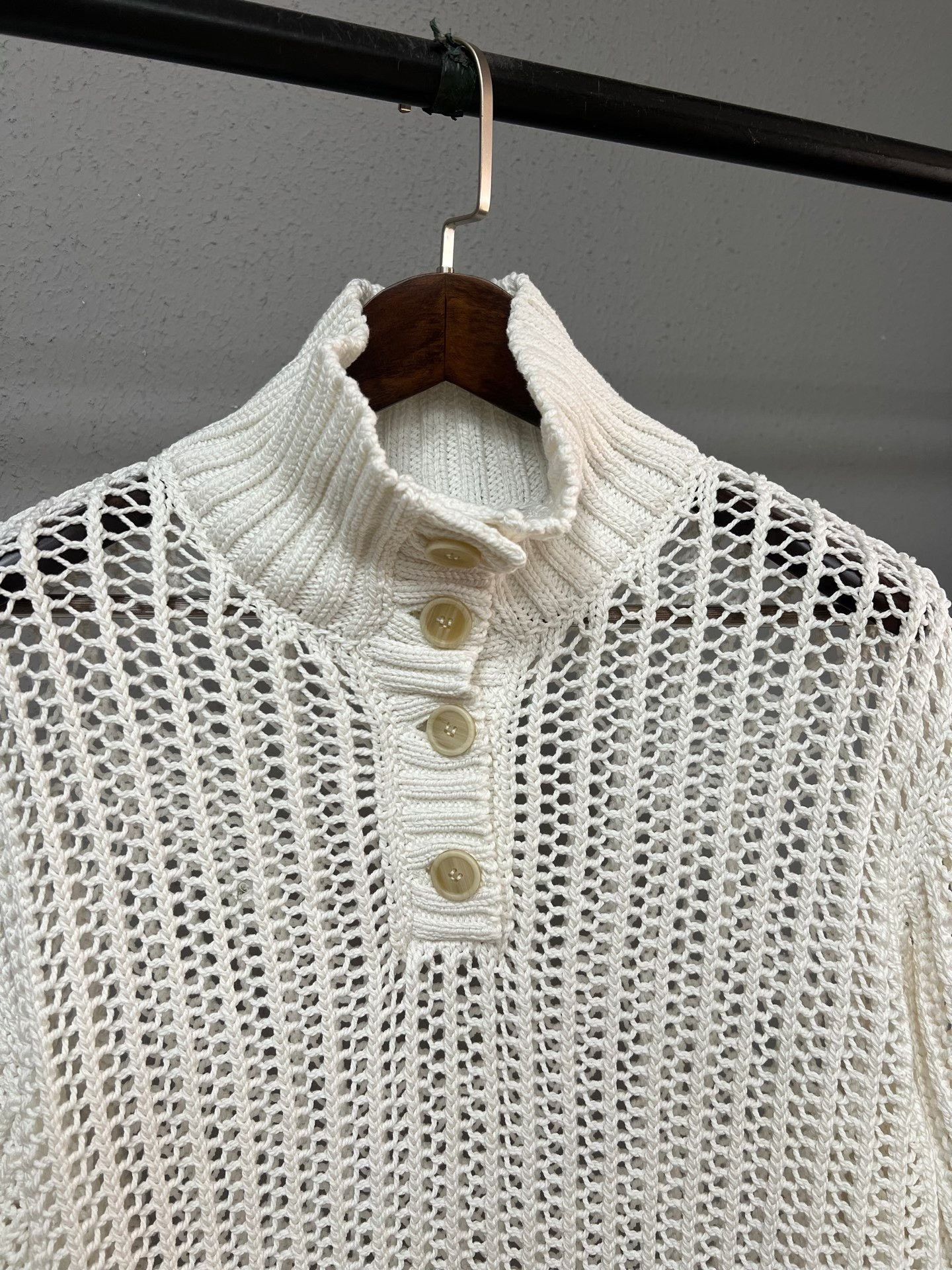 Brunello Cucinelli Brunello Cucinelli Openwork Knit Short-Sleeve Top Size M / US 6-8 / IT 42-44 - 3 Thumbnail