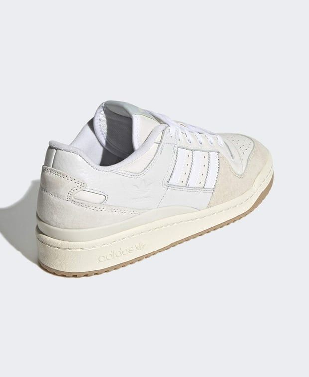 Adidas Sneakers Size US 10.5 / EU 43-44 - 2 Thumbnail