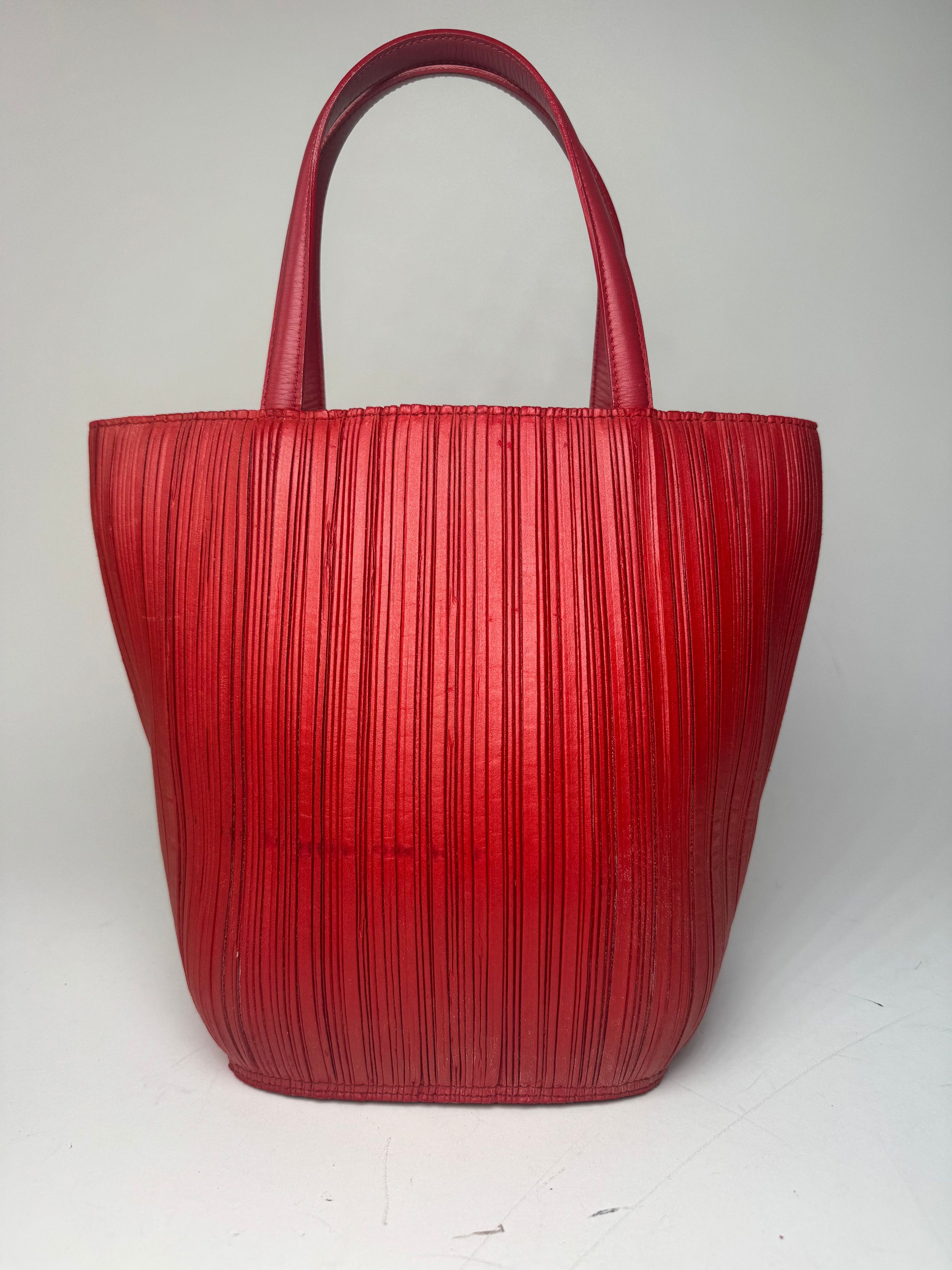 Issey Miyake Vintage Pleats Please Plissee Lookalike Leather Handbag Red Size ONE SIZE - 8 Thumbnail