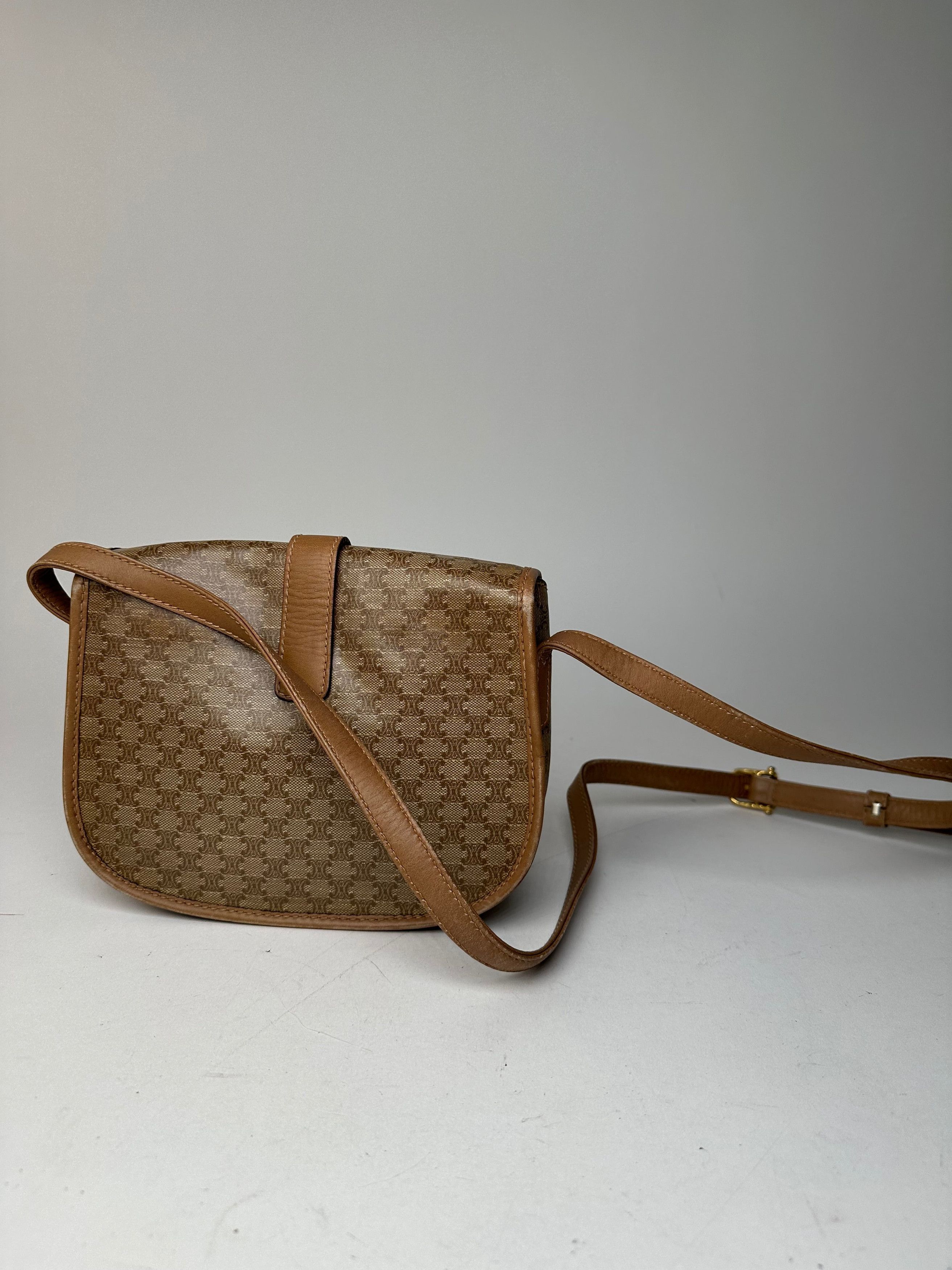 Celine Vintage Paris Triomphe Monogram leather Shoulder Bag Beige G Size ONE SIZE - 2 Thumbnail