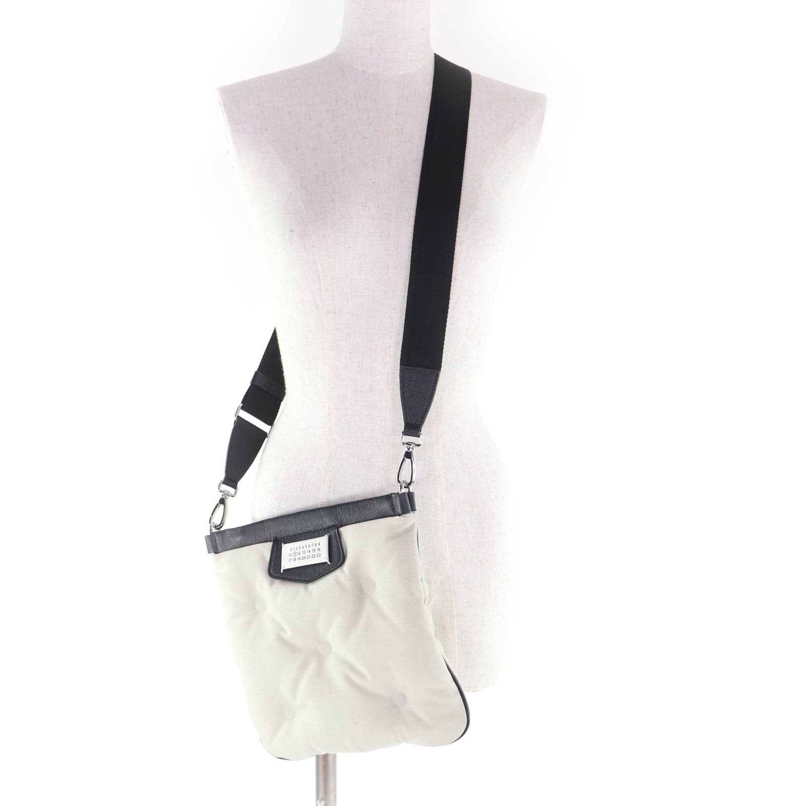 Maison Margiela Maison Margiela Maison Margiela 11 Glam Slam Sport Shoulder Bag Others Shoulder Bag SB2WG0008 DUTY FREE for USA Size ONE SIZE - 5 Thumbnail