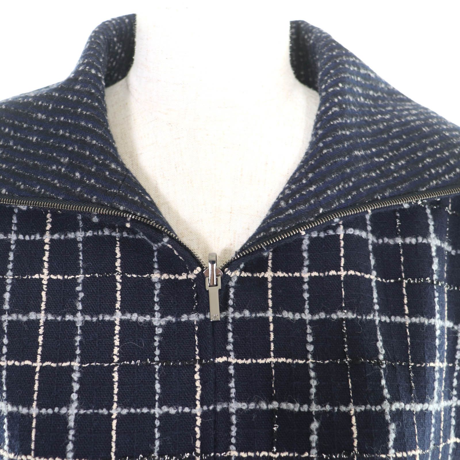Chanel Chanel CHANEL Runway-style Wool Tweed Coat Textile Outerwear P73110 DUTY FREE for USA Size ONE SIZE - 4 Thumbnail
