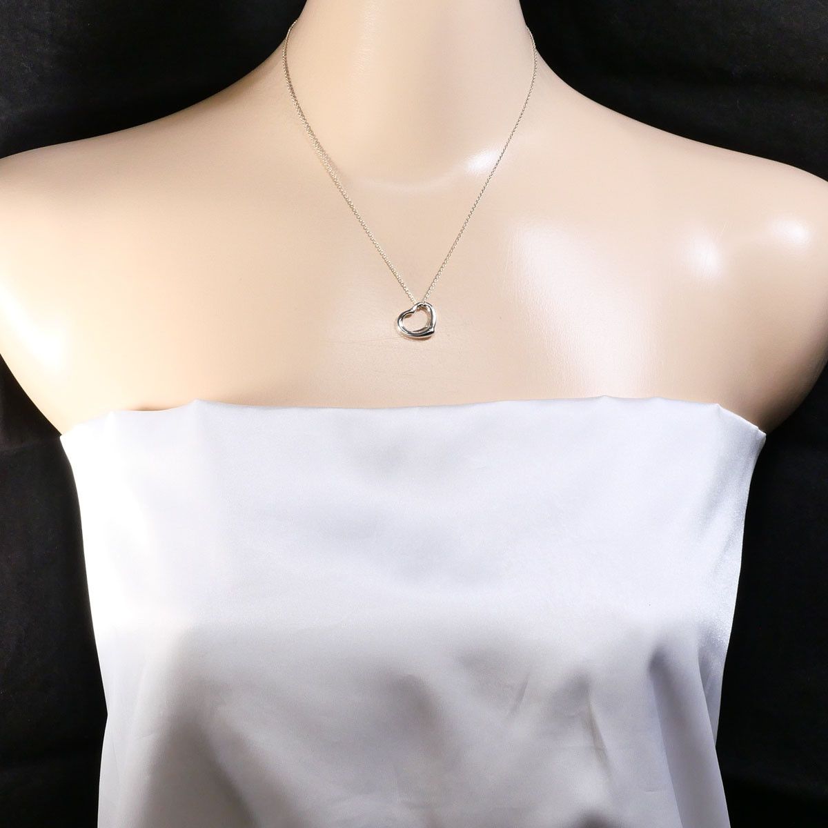 Tiffany & Co. Tiffany & Co. Tiffany Open Heart Silver 925 Necklace Precious Metal Necklace DUTY FREE for USA Size ONE SIZE - 6 Thumbnail