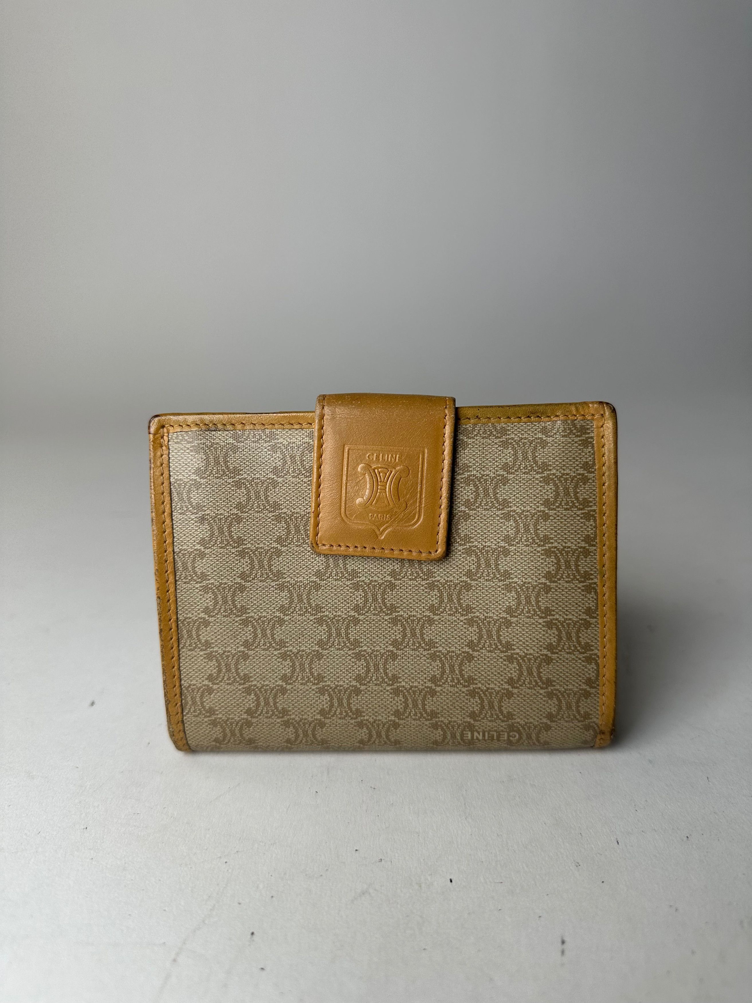 Celine Vintage Paris Triomphe Leather Wallet Beige Brown Size ONE SIZE - 10 Thumbnail