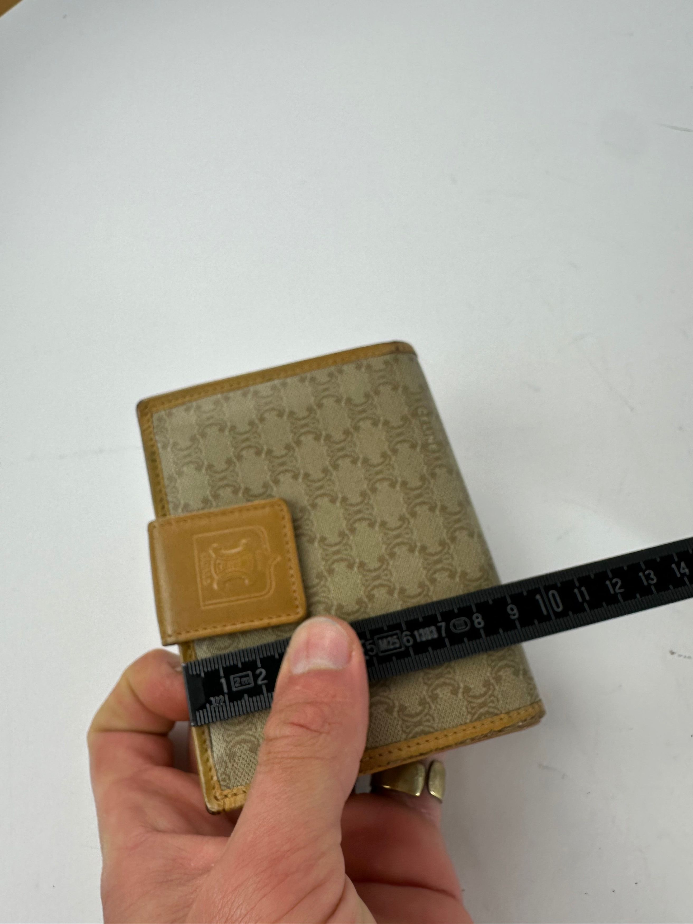 Celine Vintage Paris Triomphe Leather Wallet Beige Brown Size ONE SIZE - 9 Thumbnail