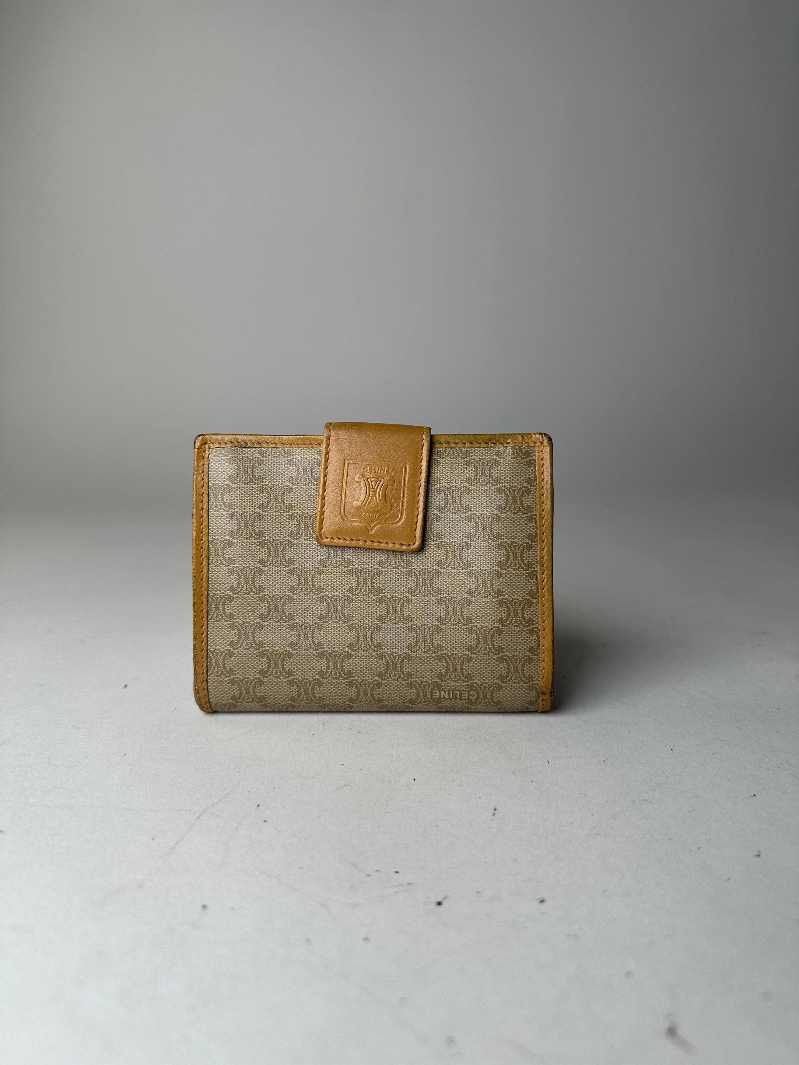 Celine Vintage Paris Triomphe Leather Wallet Beige Brown Size ONE SIZE - 5 Thumbnail
