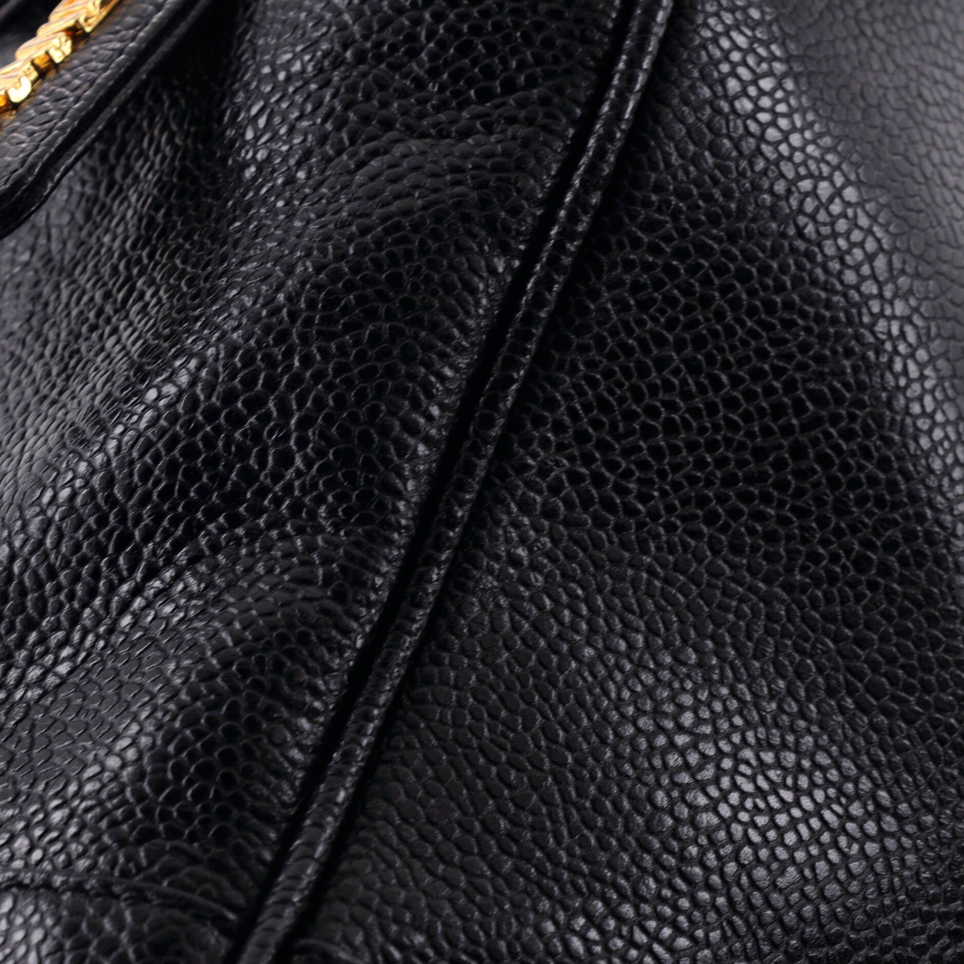 Chanel Vintage Stitched CC Shoulder Bag Size ONE SIZE - 7 Thumbnail